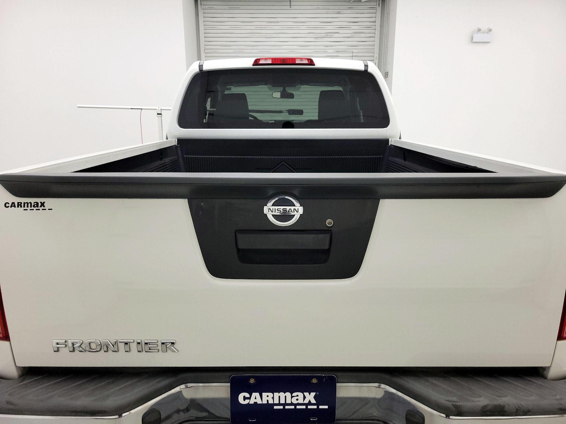 Thumbnail: 2016 Nissan Frontier - 19