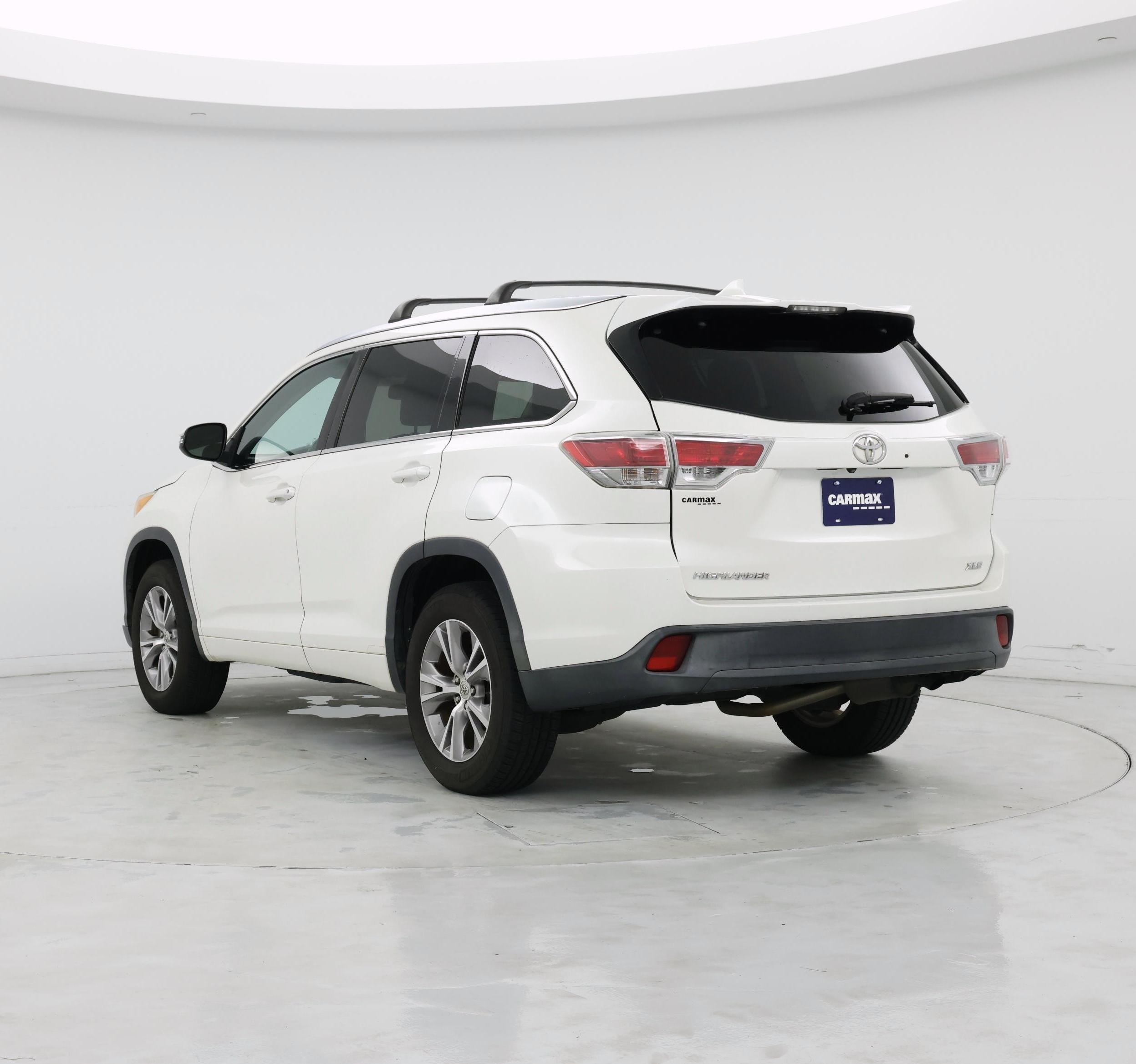 Thumbnail: 2014 Toyota Highlander - 2