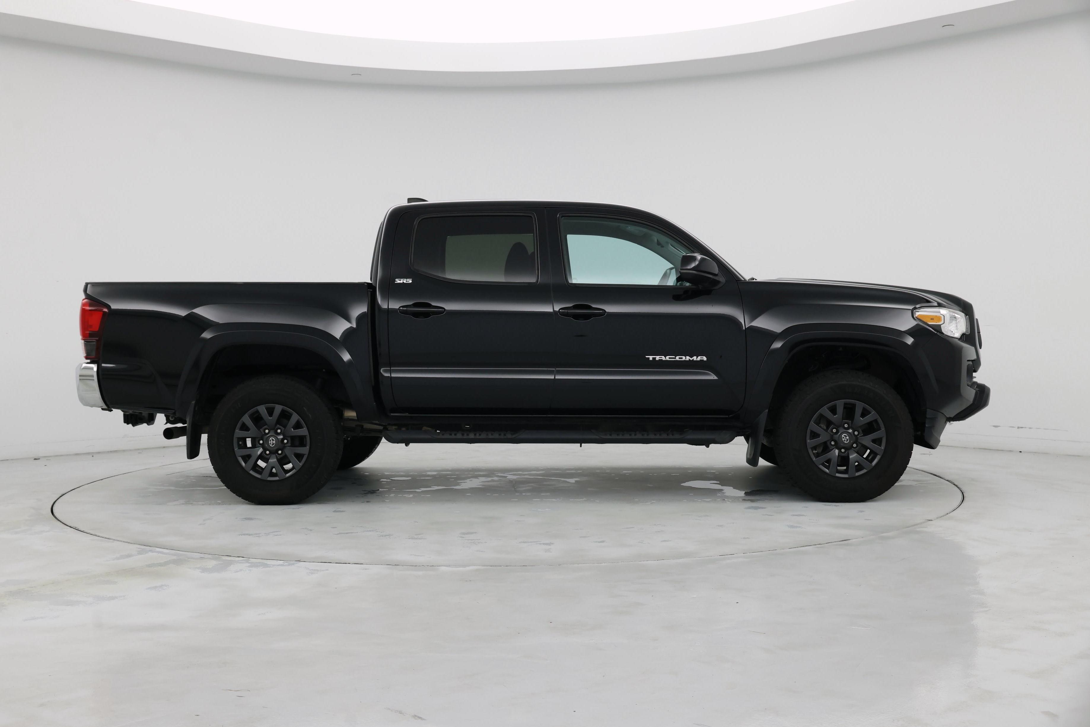Thumbnail: 2021 Toyota Tacoma - 7