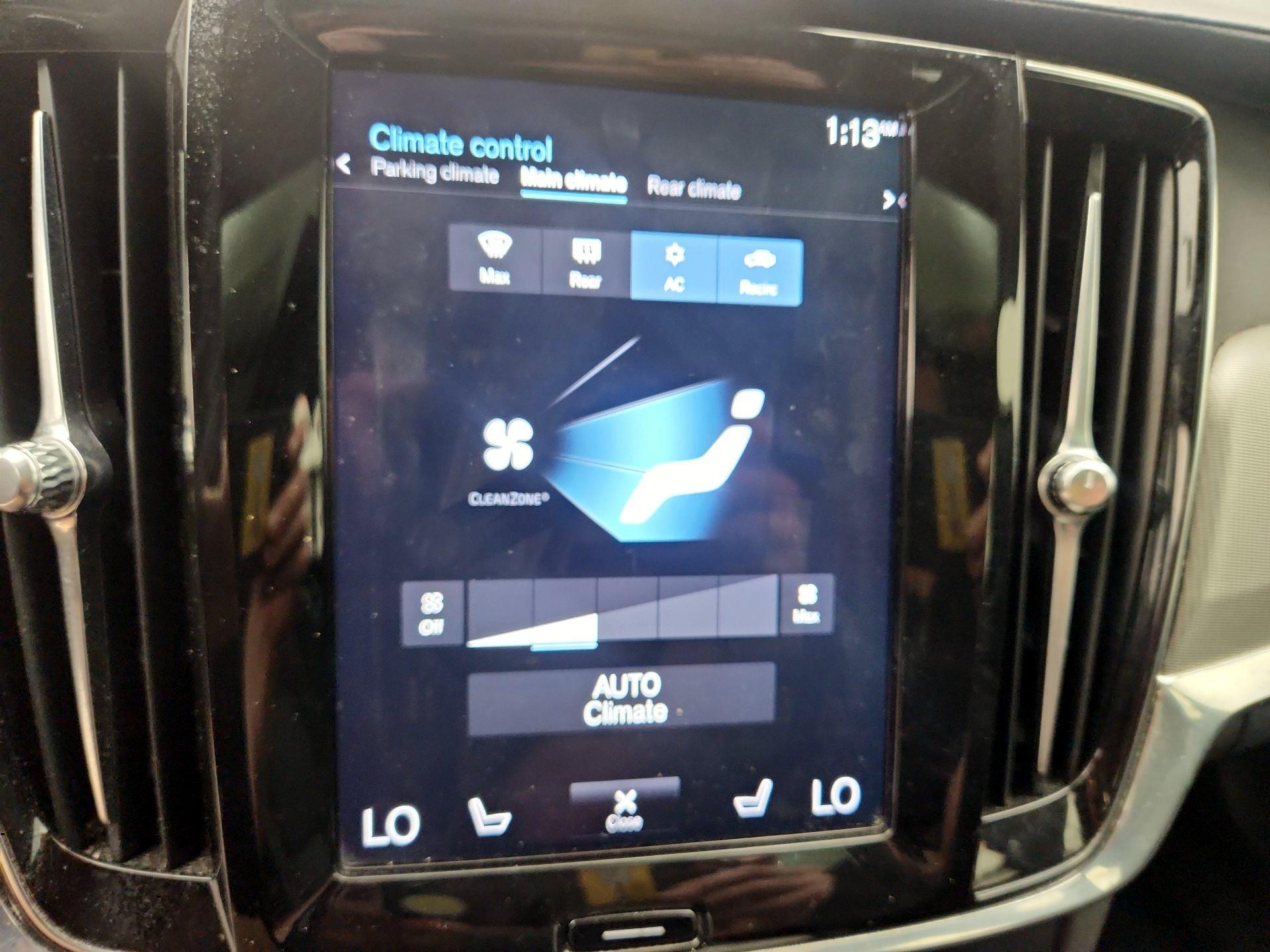 Thumbnail: 2020 Volvo S90 - 17