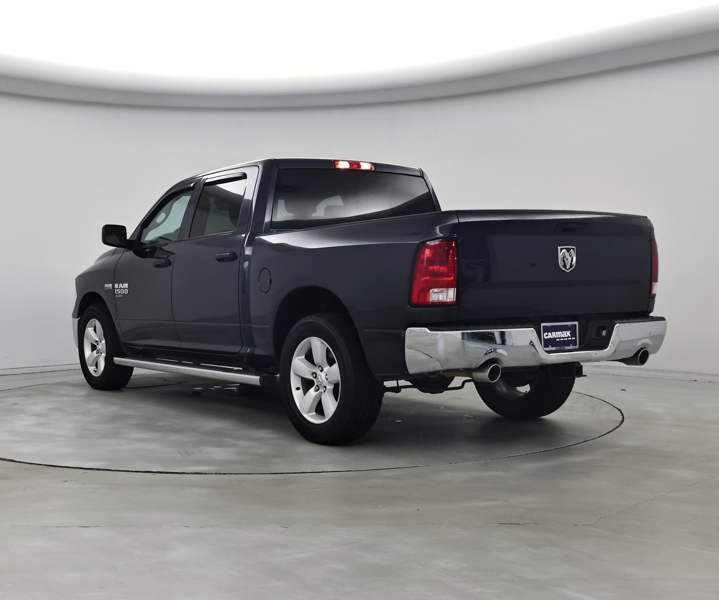 Thumbnail: 2021 RAM 1500 Classic - 2