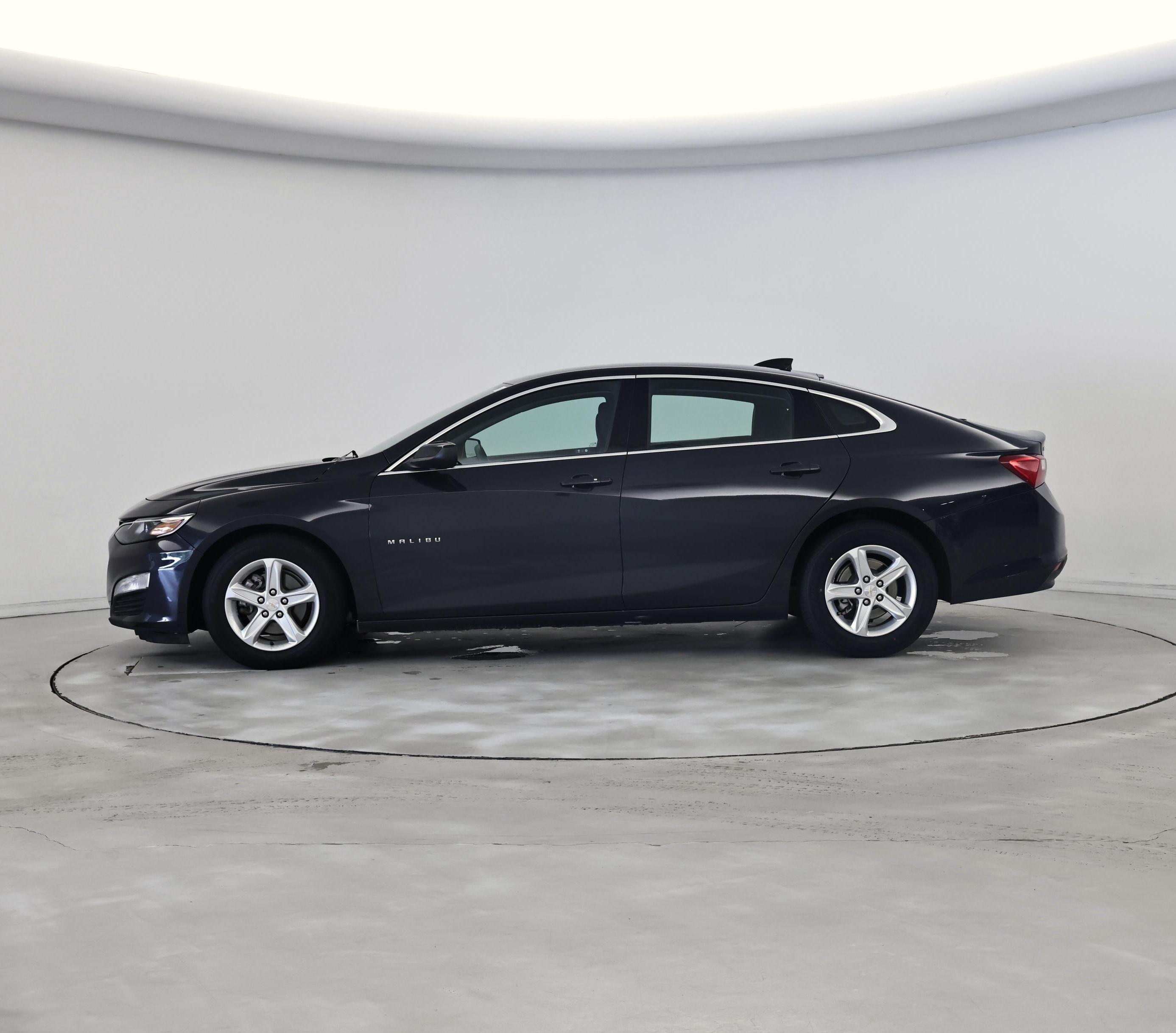 Thumbnail: 2023 Chevrolet Malibu - 3
