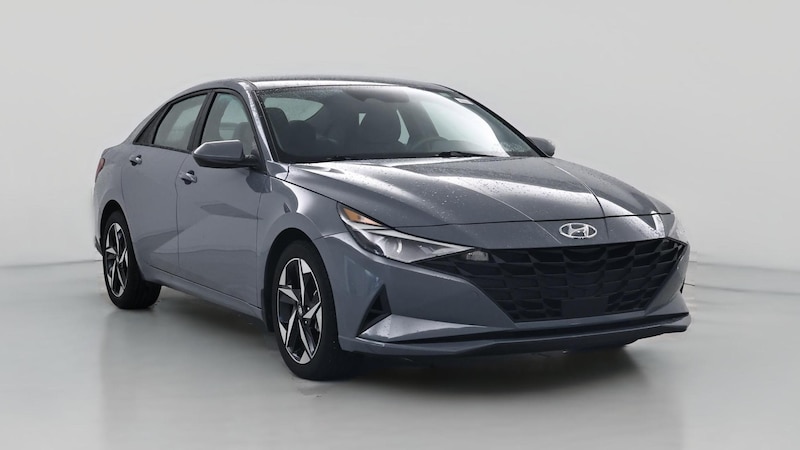 2023 Hyundai Elantra SEL Hero Image