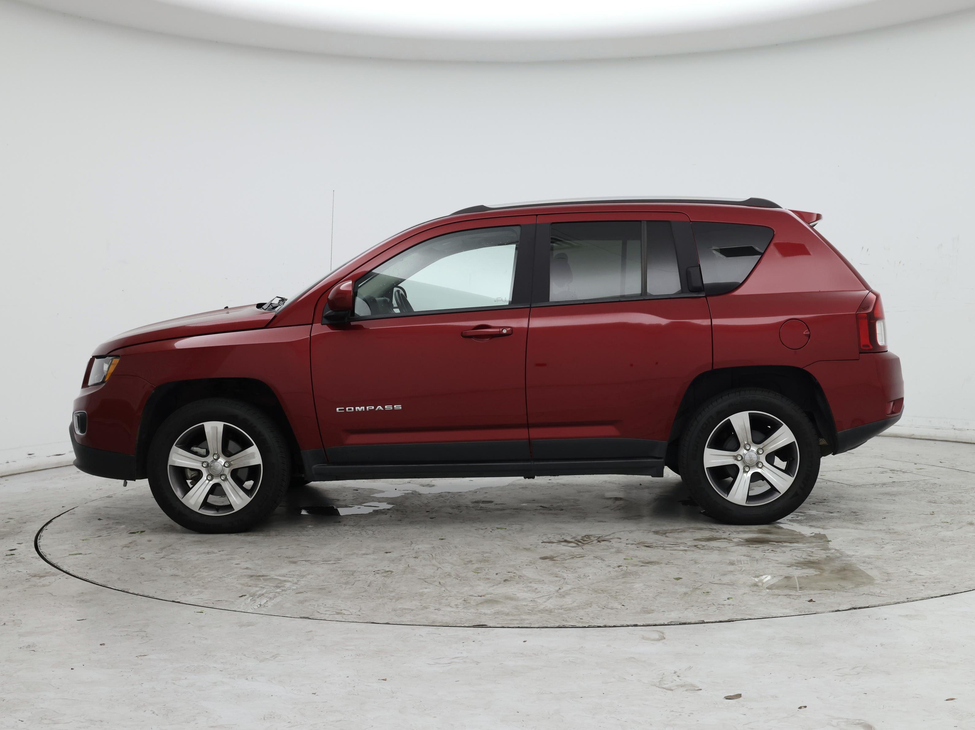 Thumbnail: 2016 Jeep Compass - 3