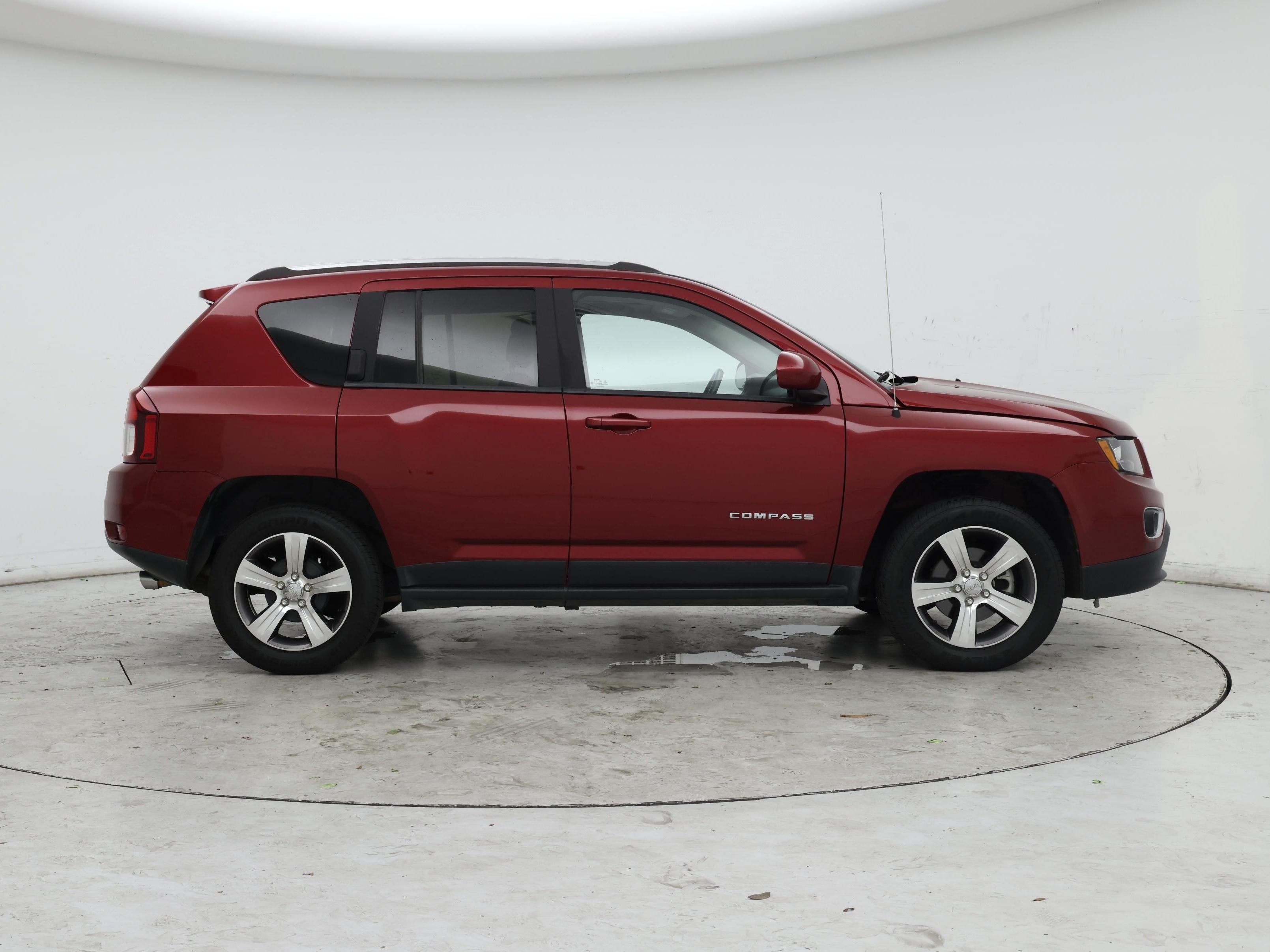 Thumbnail: 2016 Jeep Compass - 7