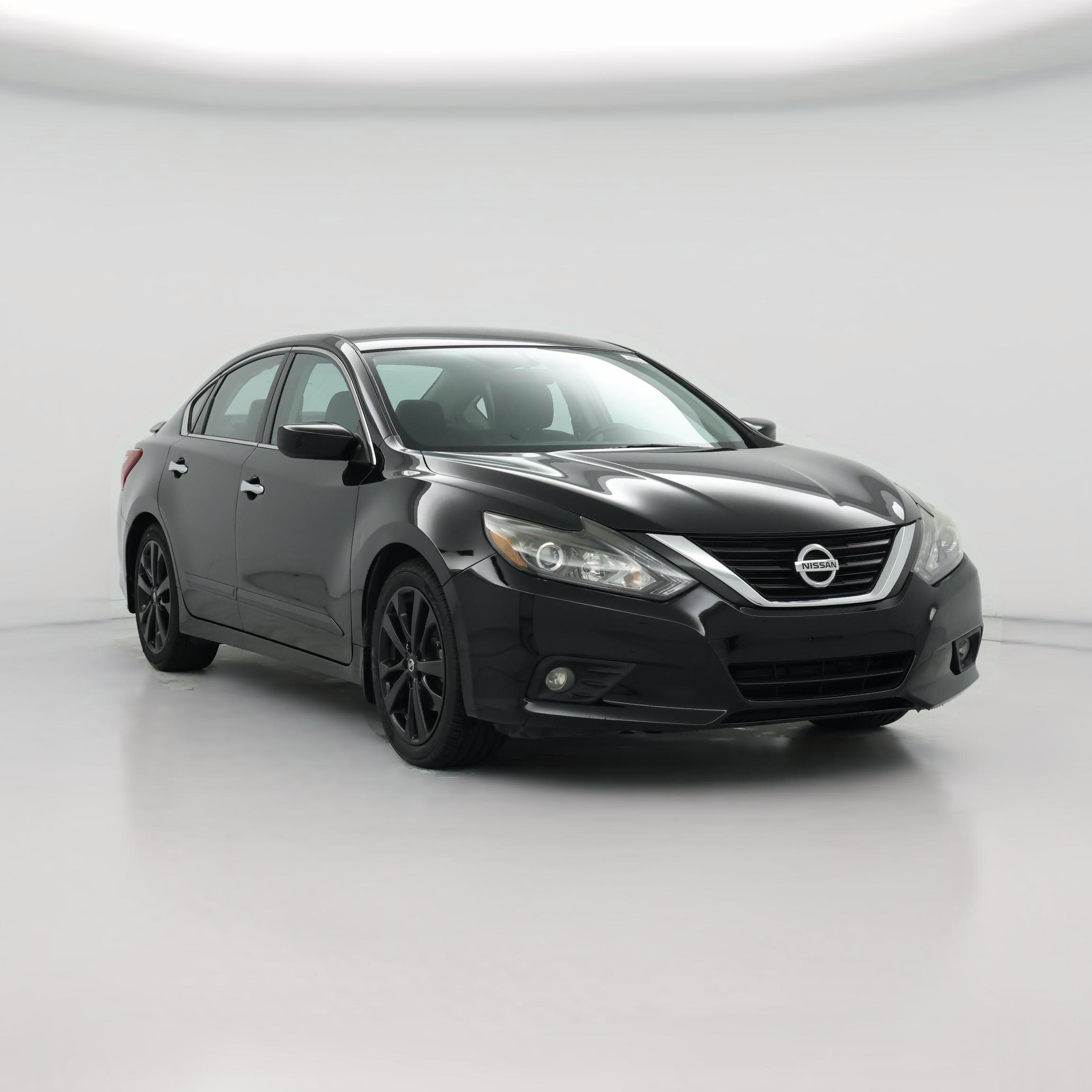 Thumbnail: 2017 Nissan Altima - 1
