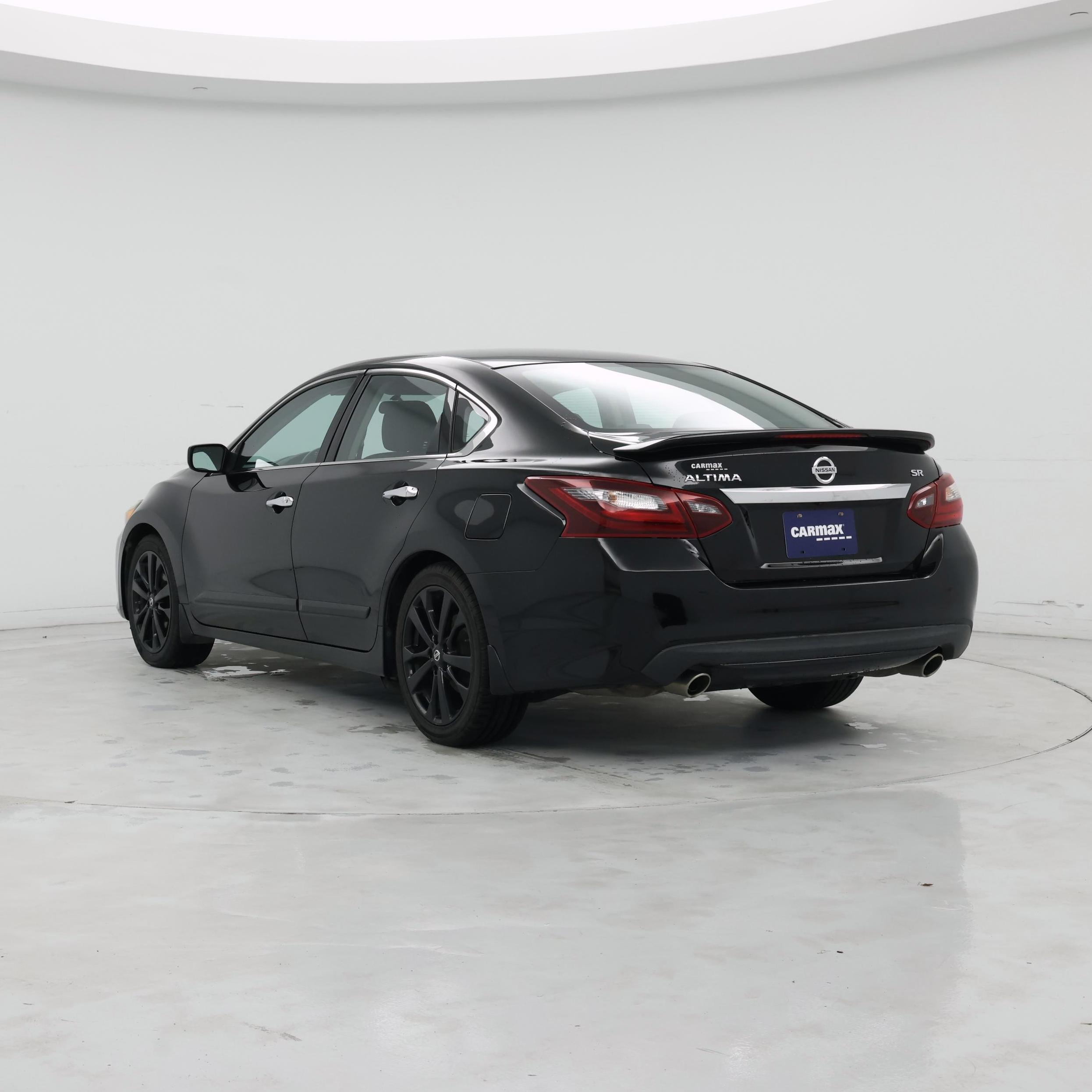 Thumbnail: 2017 Nissan Altima - 2