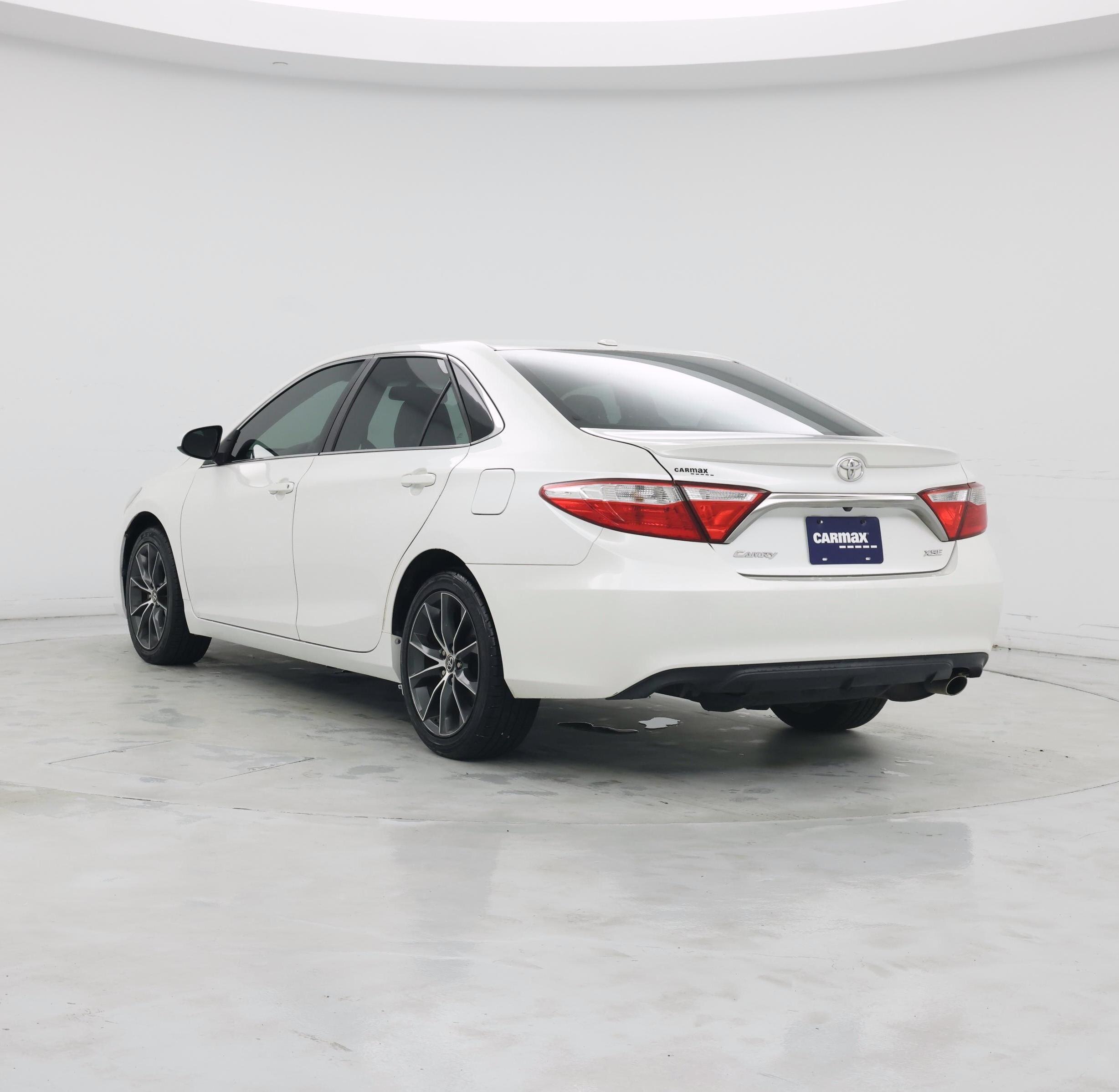 Thumbnail: 2015 Toyota Camry - 2