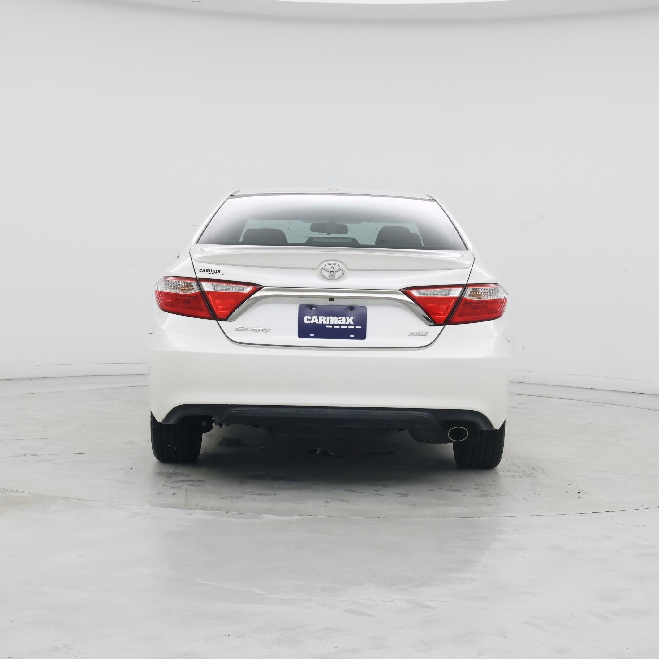 Thumbnail: 2015 Toyota Camry - 6