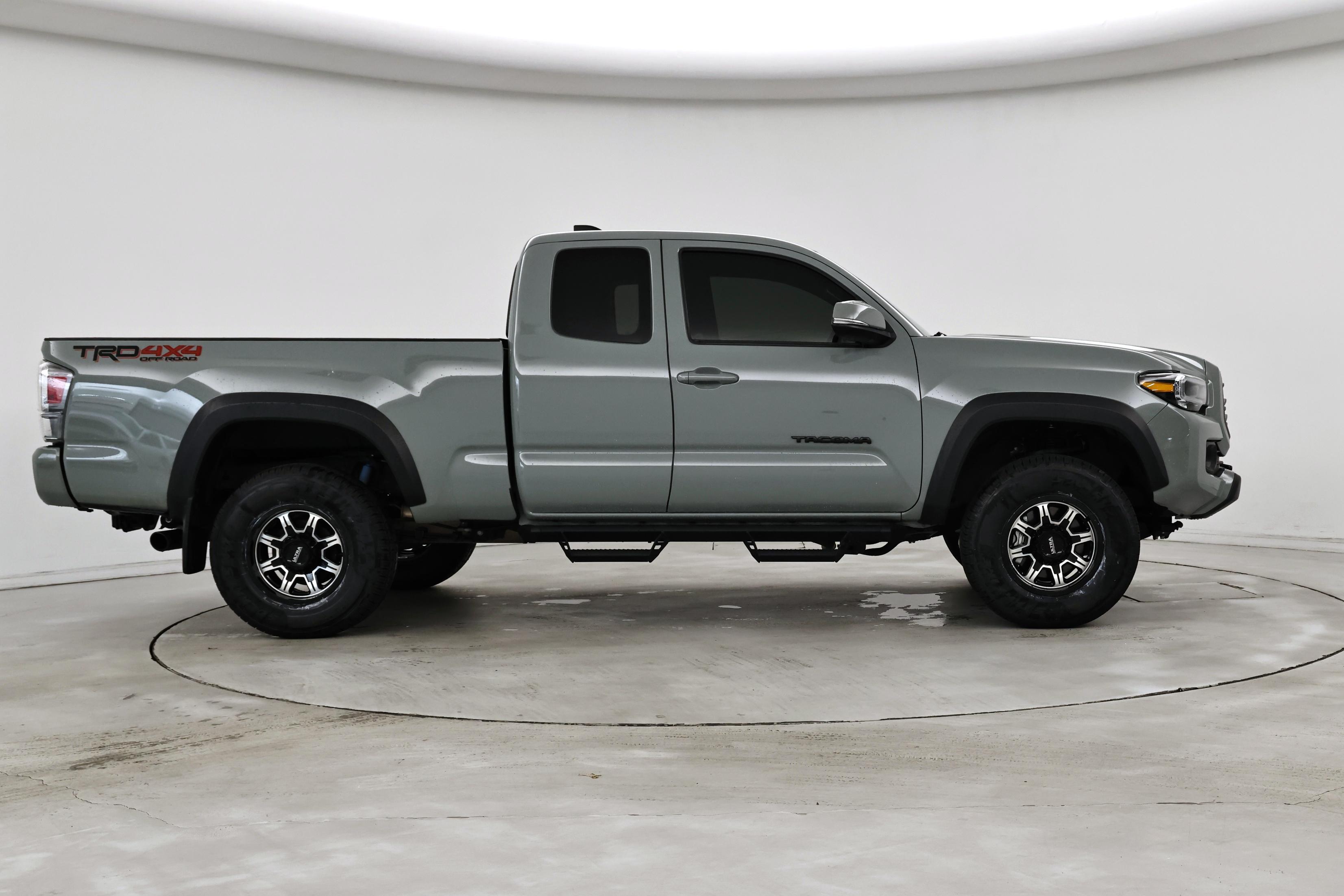 Thumbnail: 2023 Toyota Tacoma - 7