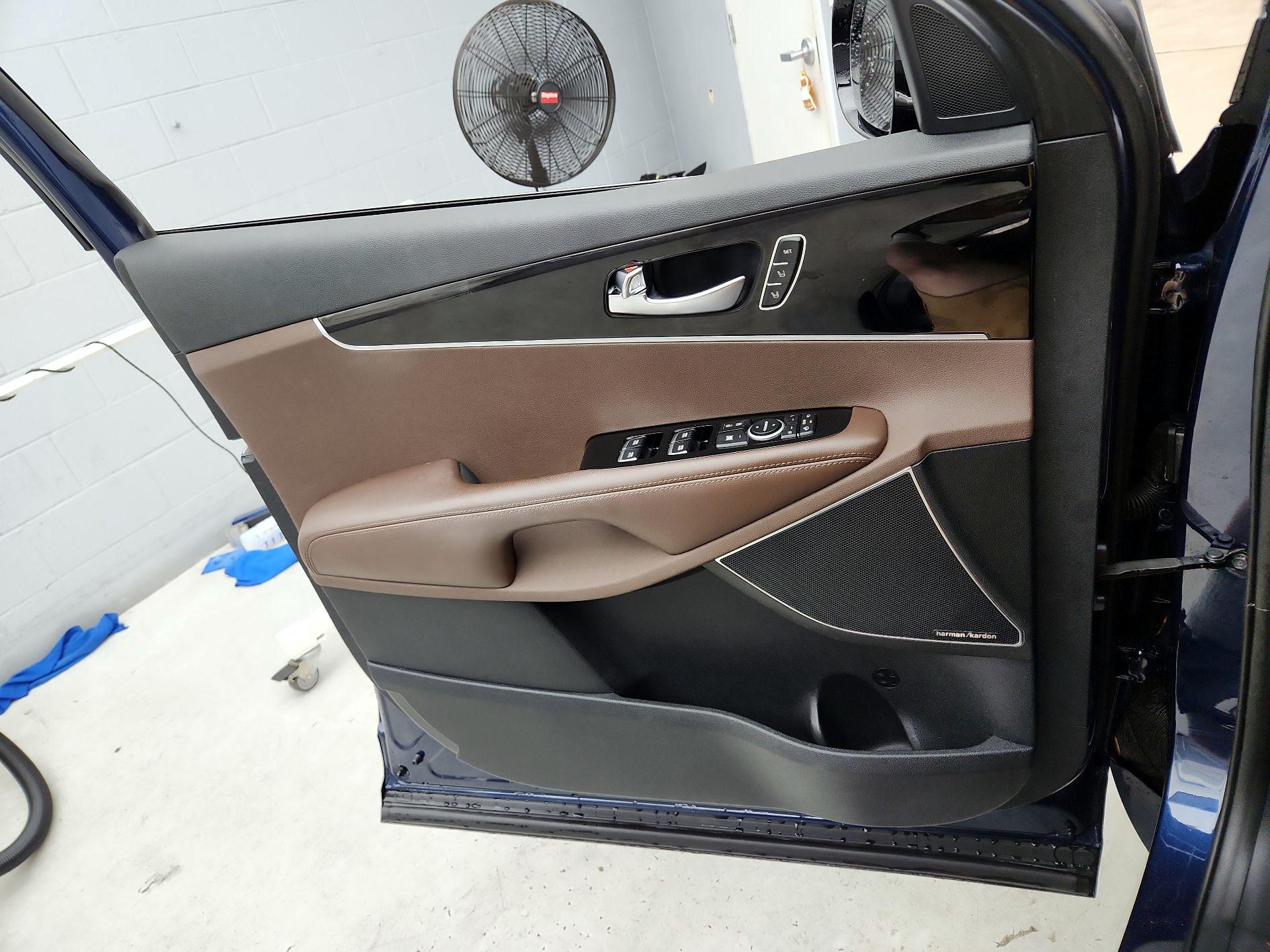 Thumbnail: 2019 Kia Sorento - 12