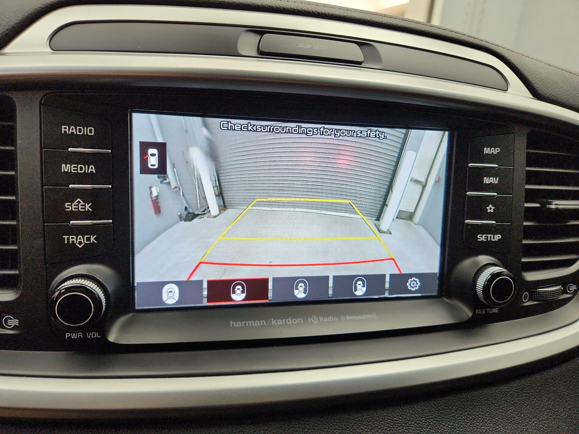Thumbnail: 2019 Kia Sorento - 15