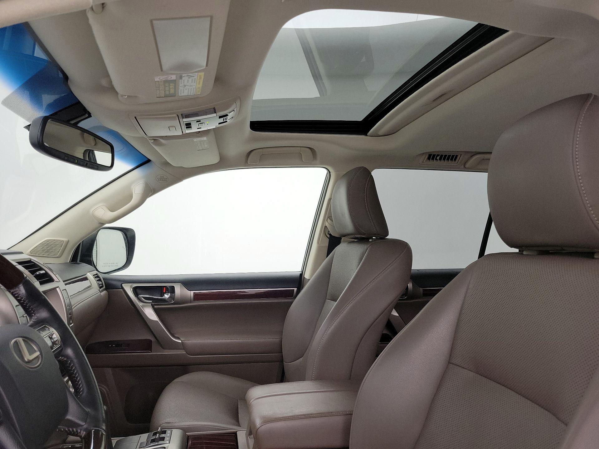 Thumbnail: 2019 Lexus GX - 20