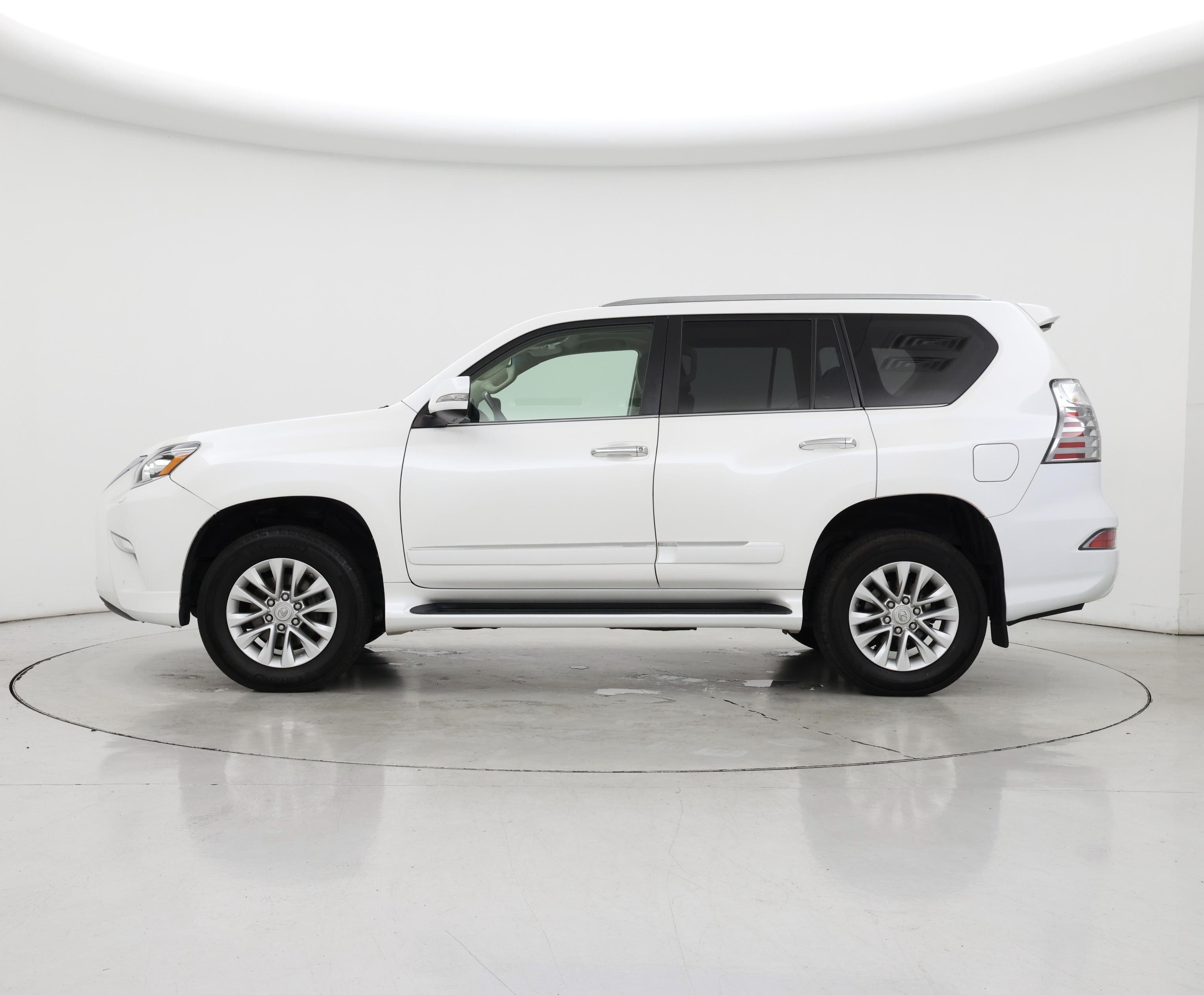 Thumbnail: 2019 Lexus GX - 3