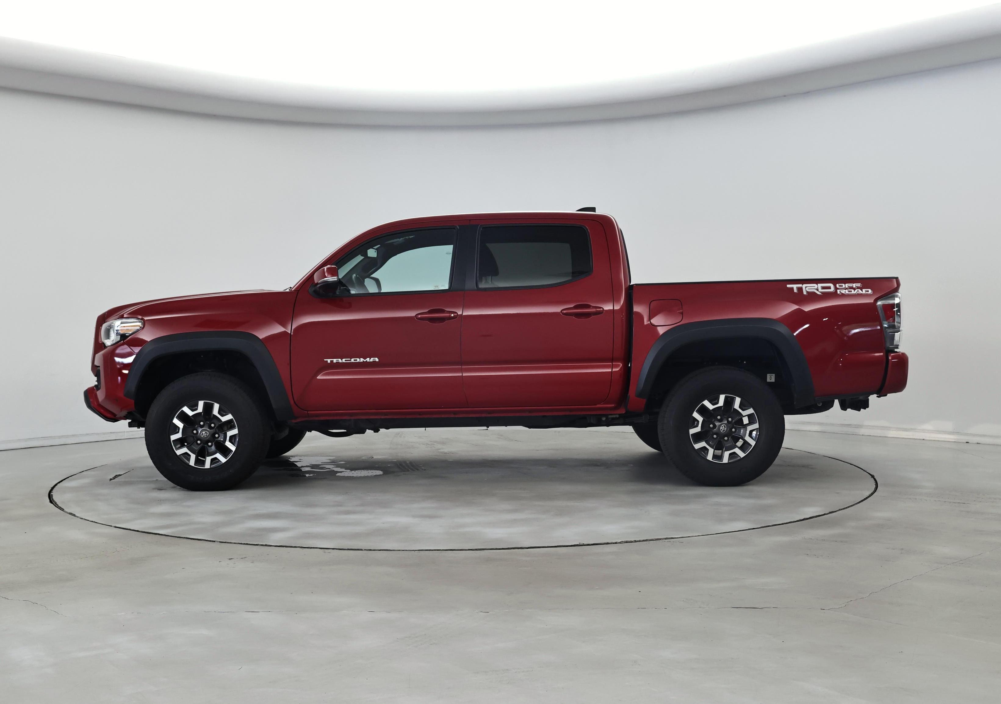 Thumbnail: 2020 Toyota Tacoma - 3