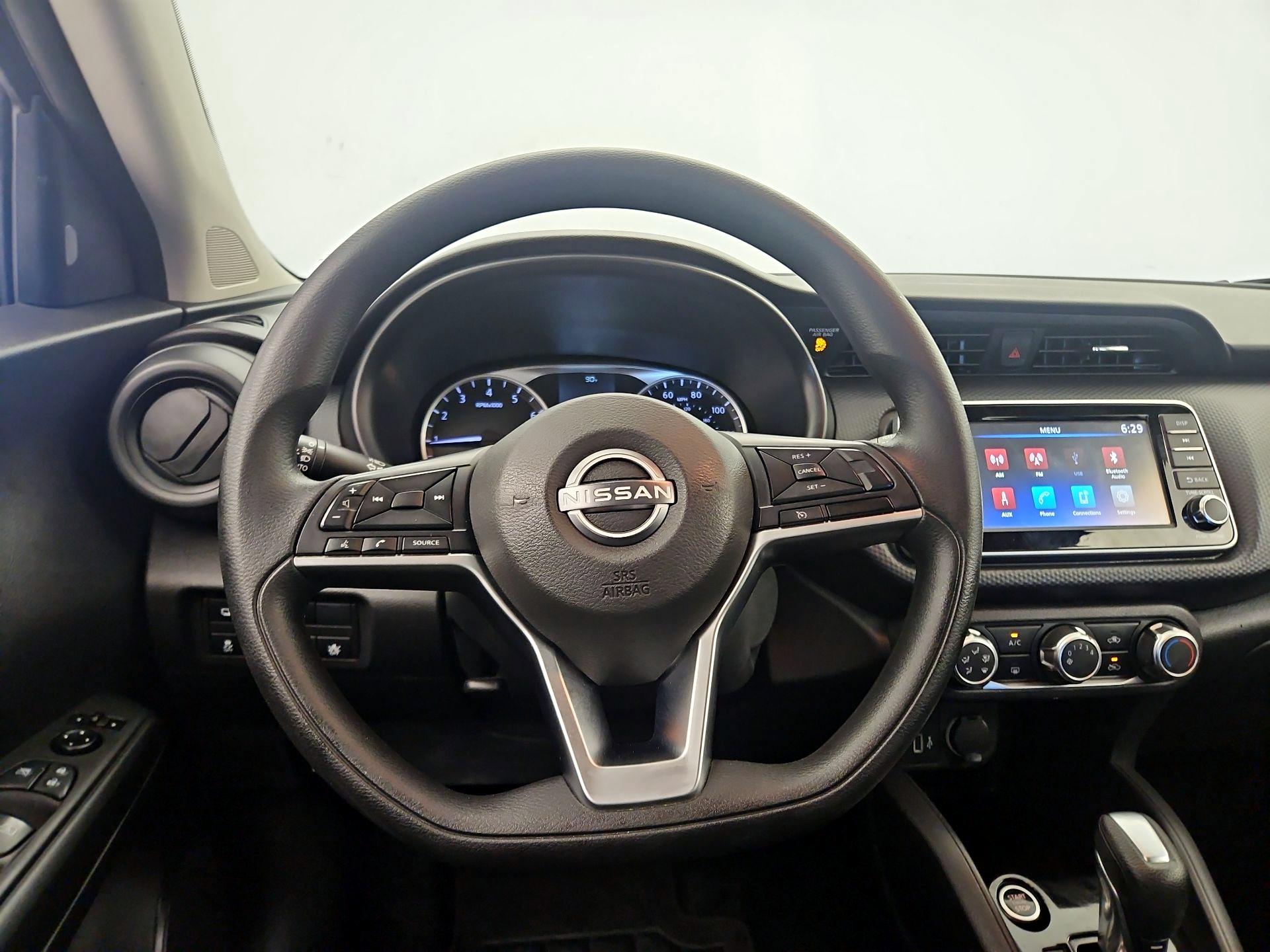 Thumbnail: 2022 Nissan Kicks - 10