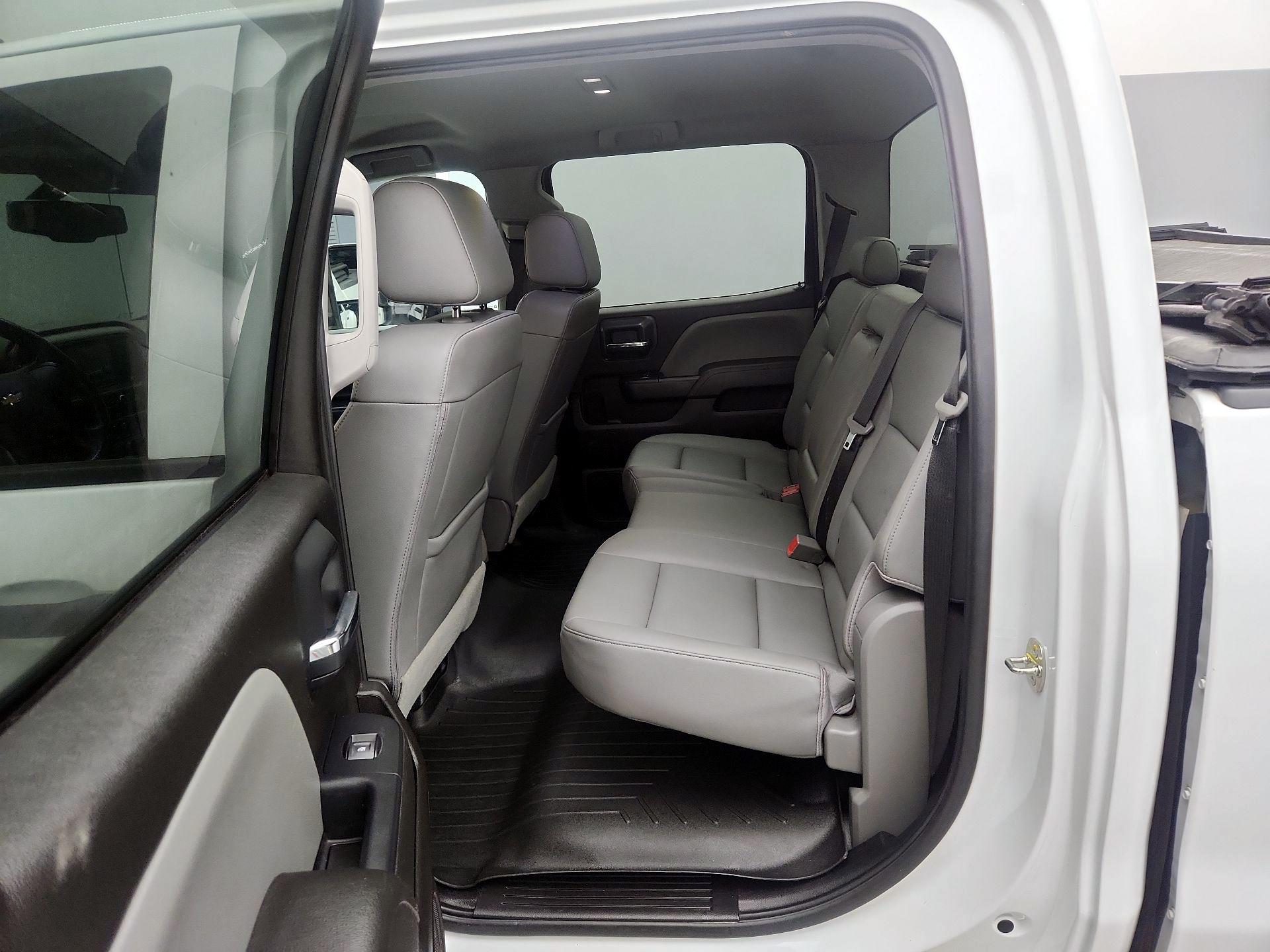 Thumbnail: 2019 Chevrolet Silverado 3500 - 19