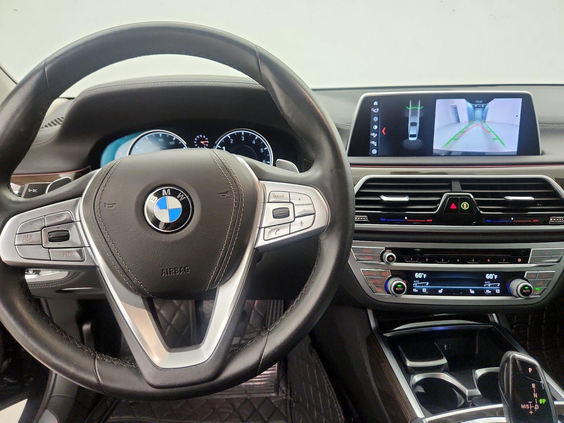 Thumbnail: 2019 BMW 7 Series - 9