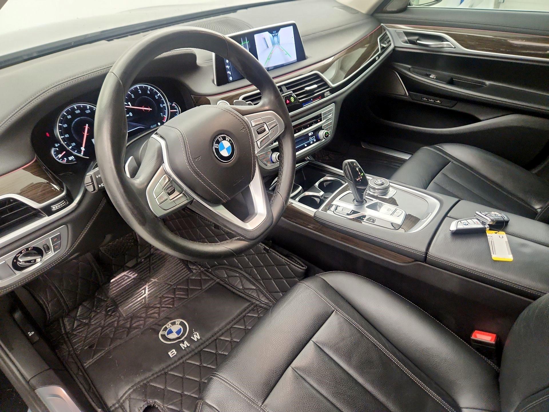 Thumbnail: 2019 BMW 7 Series - 11