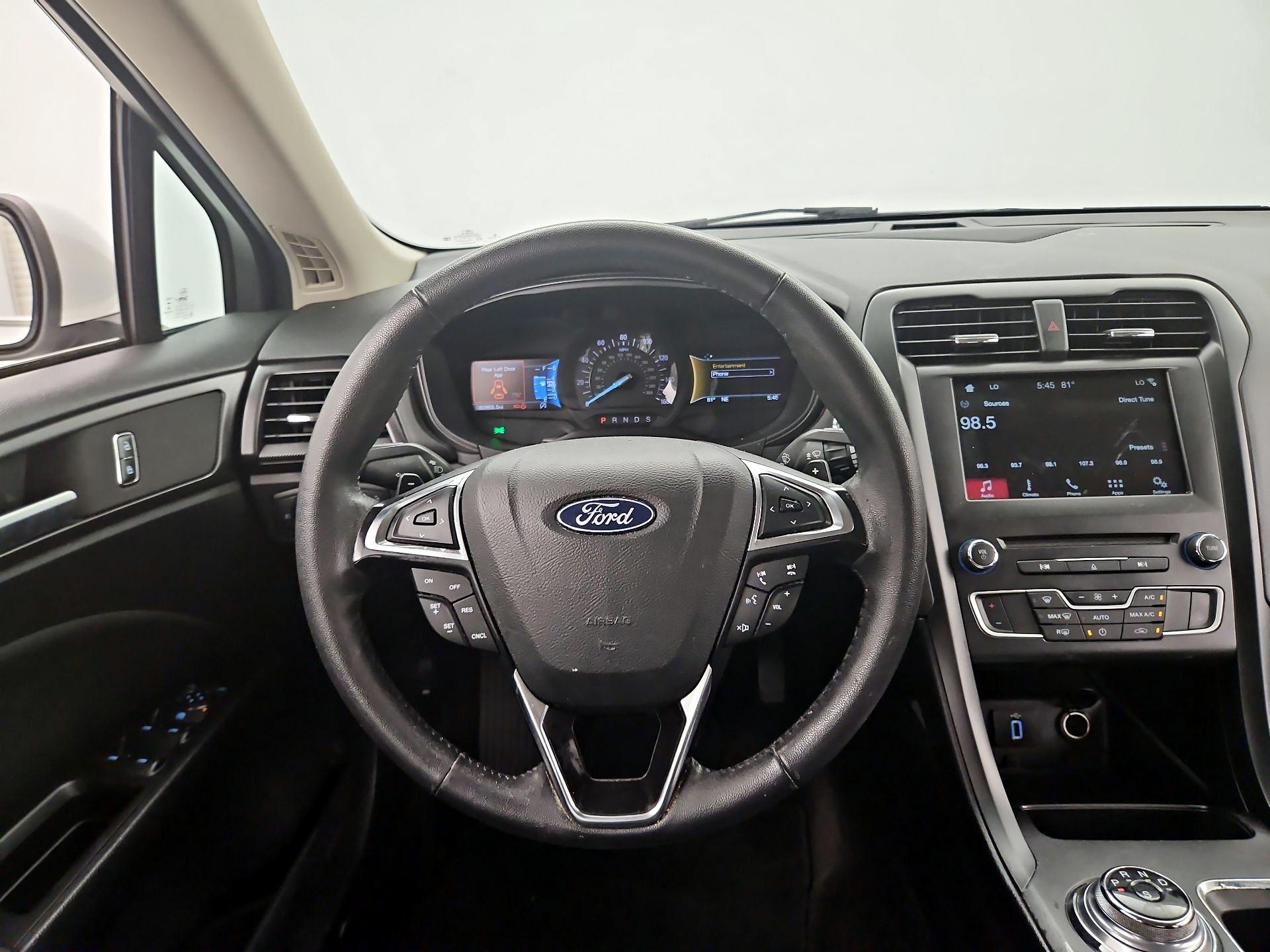 Thumbnail: 2018 Ford Fusion - 10