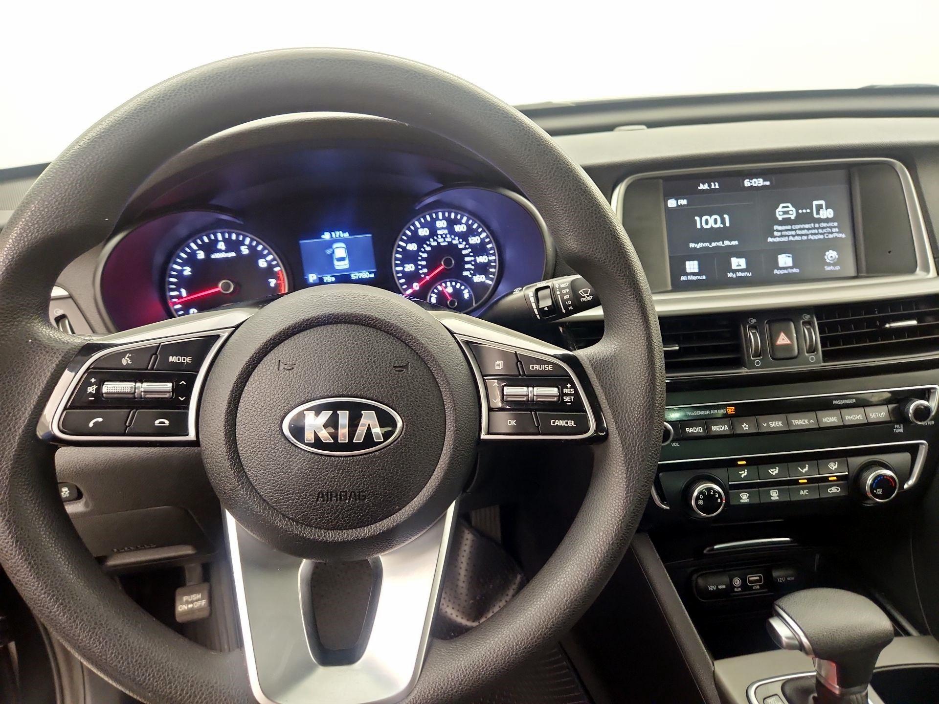 Thumbnail: 2020 Kia Optima - 9