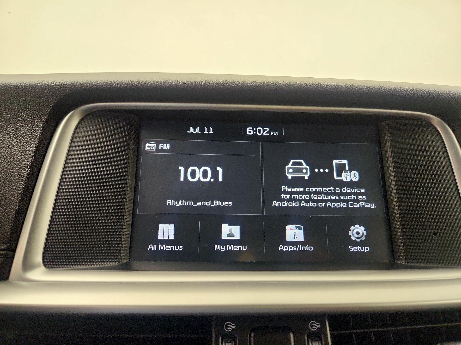 Thumbnail: 2020 Kia Optima - 15