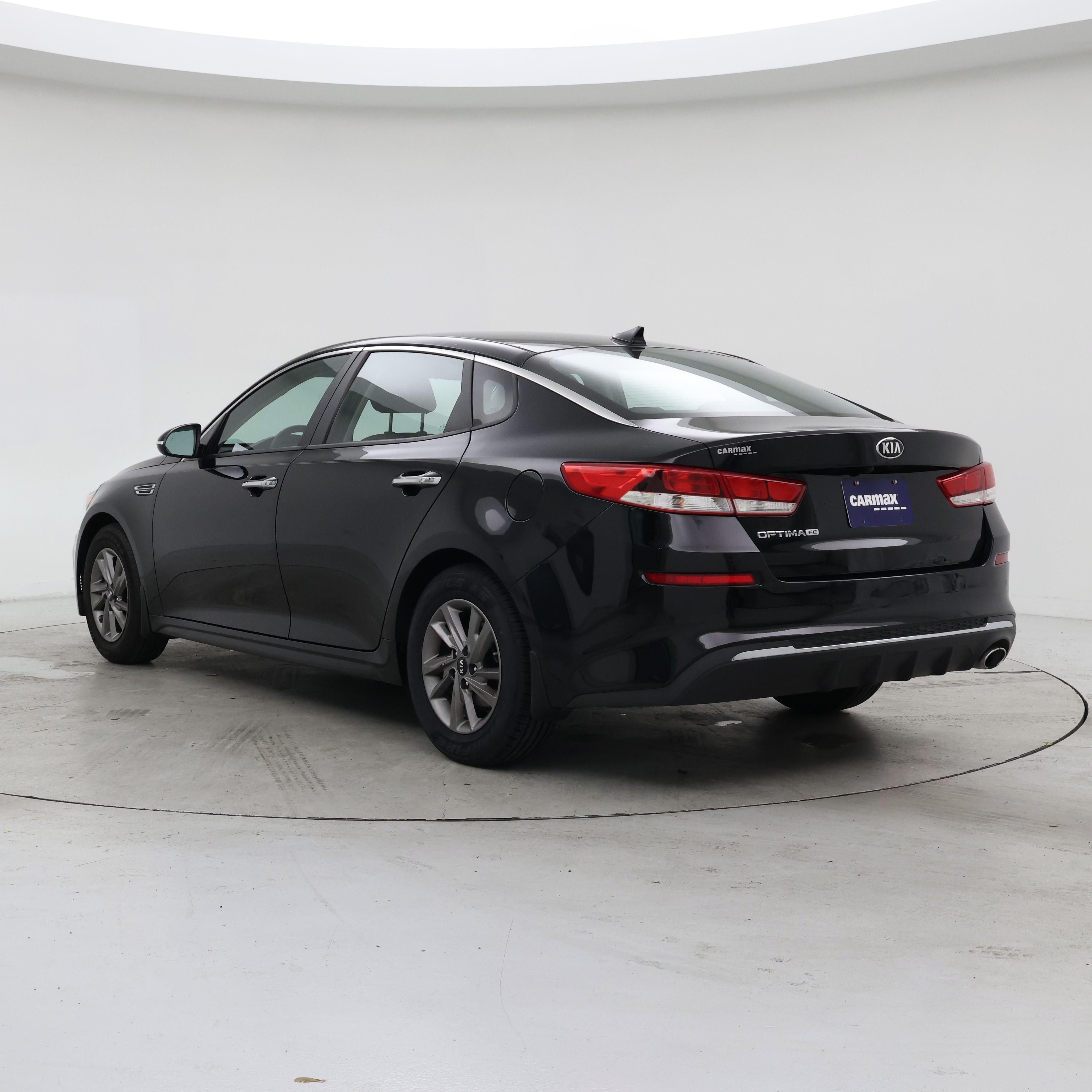 Thumbnail: 2020 Kia Optima - 2