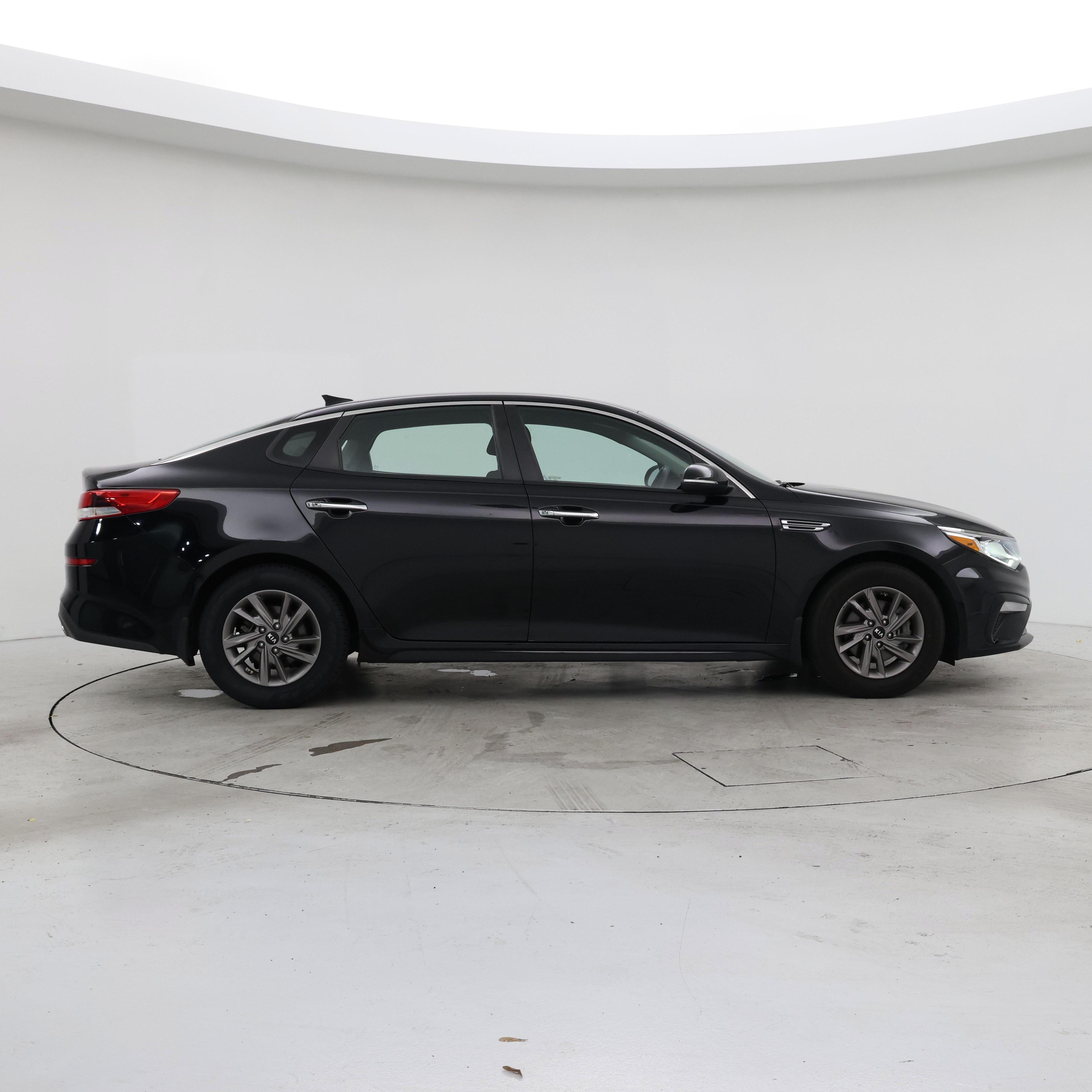 Thumbnail: 2020 Kia Optima - 7