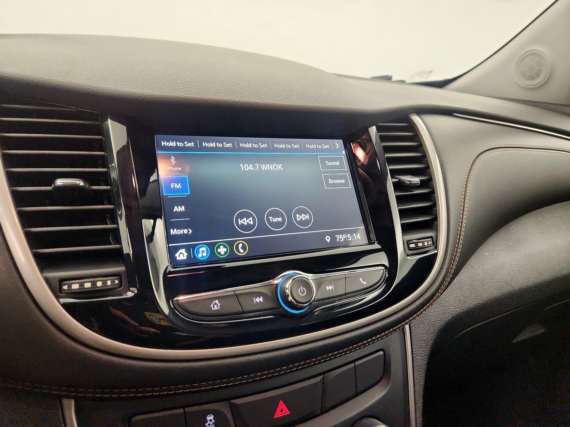 Thumbnail: 2019 Chevrolet Trax - 15