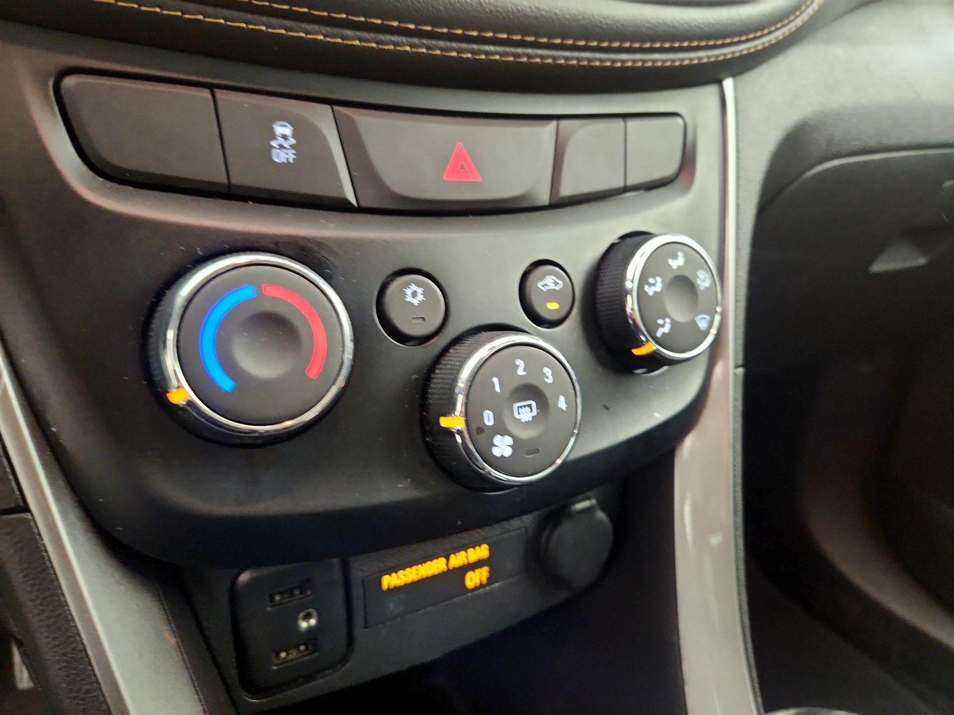 Thumbnail: 2019 Chevrolet Trax - 16