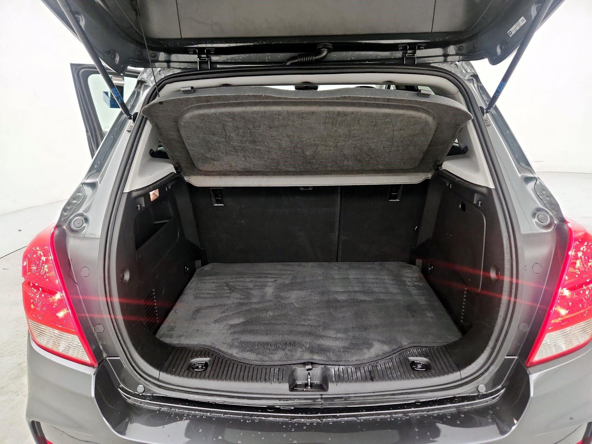 Thumbnail: 2019 Chevrolet Trax - 20