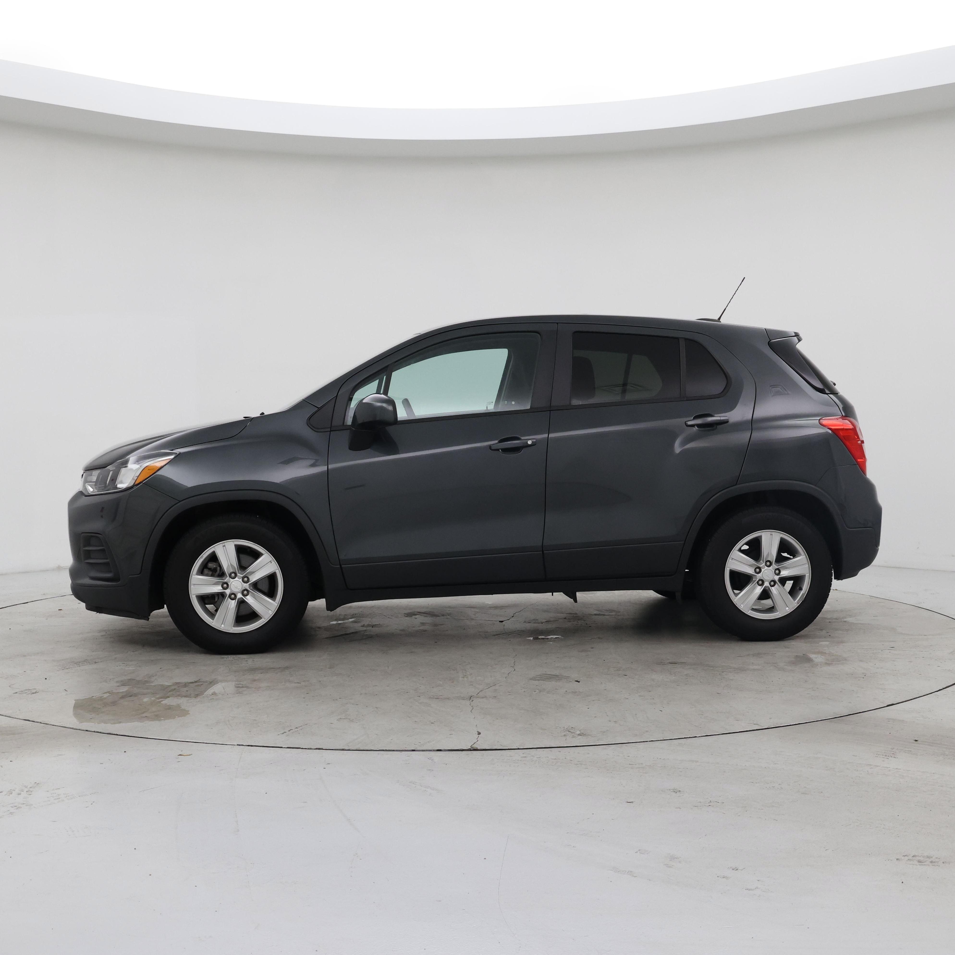 Thumbnail: 2019 Chevrolet Trax - 3