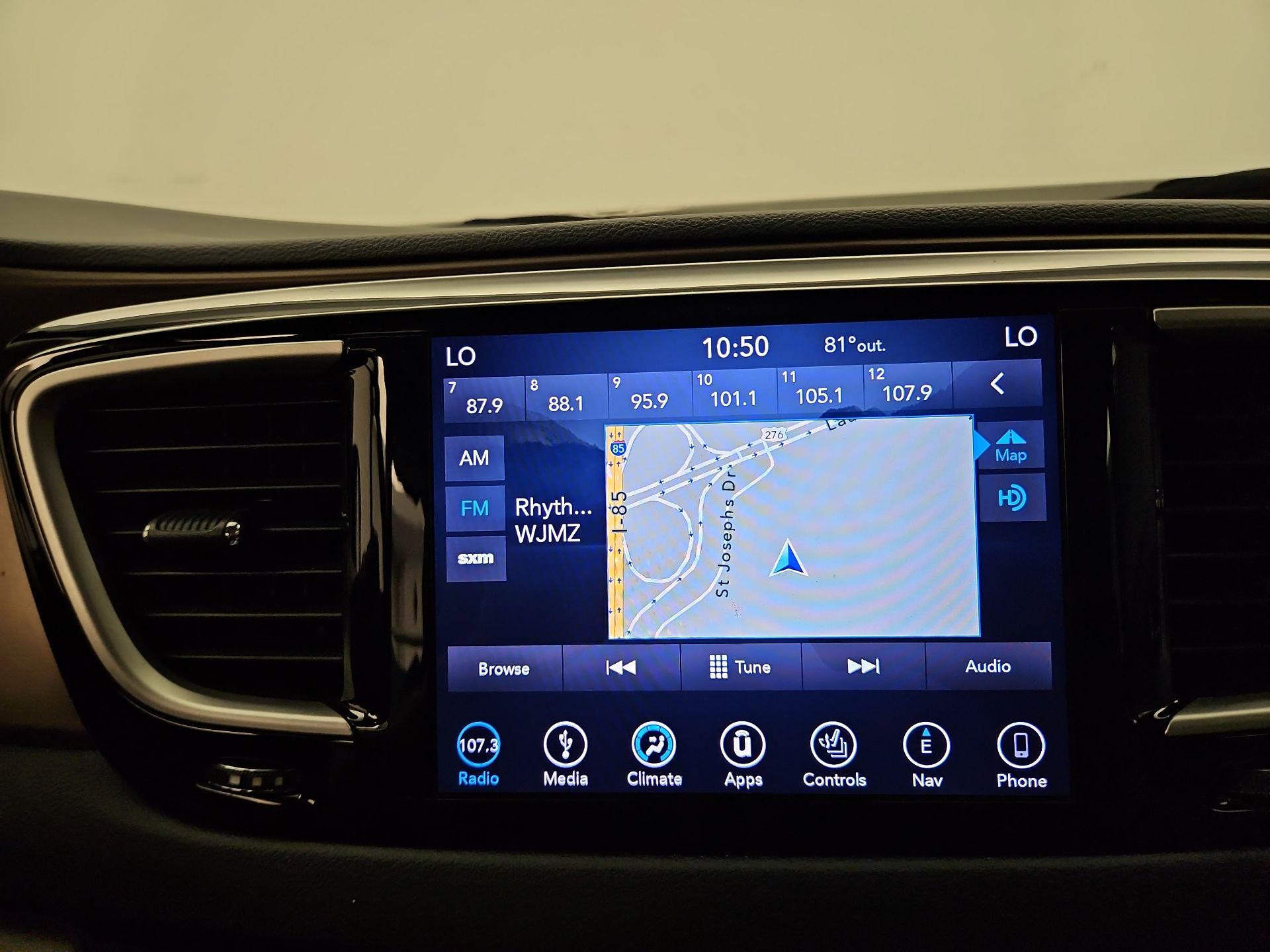 Thumbnail: 2019 Chrysler Pacifica - 14