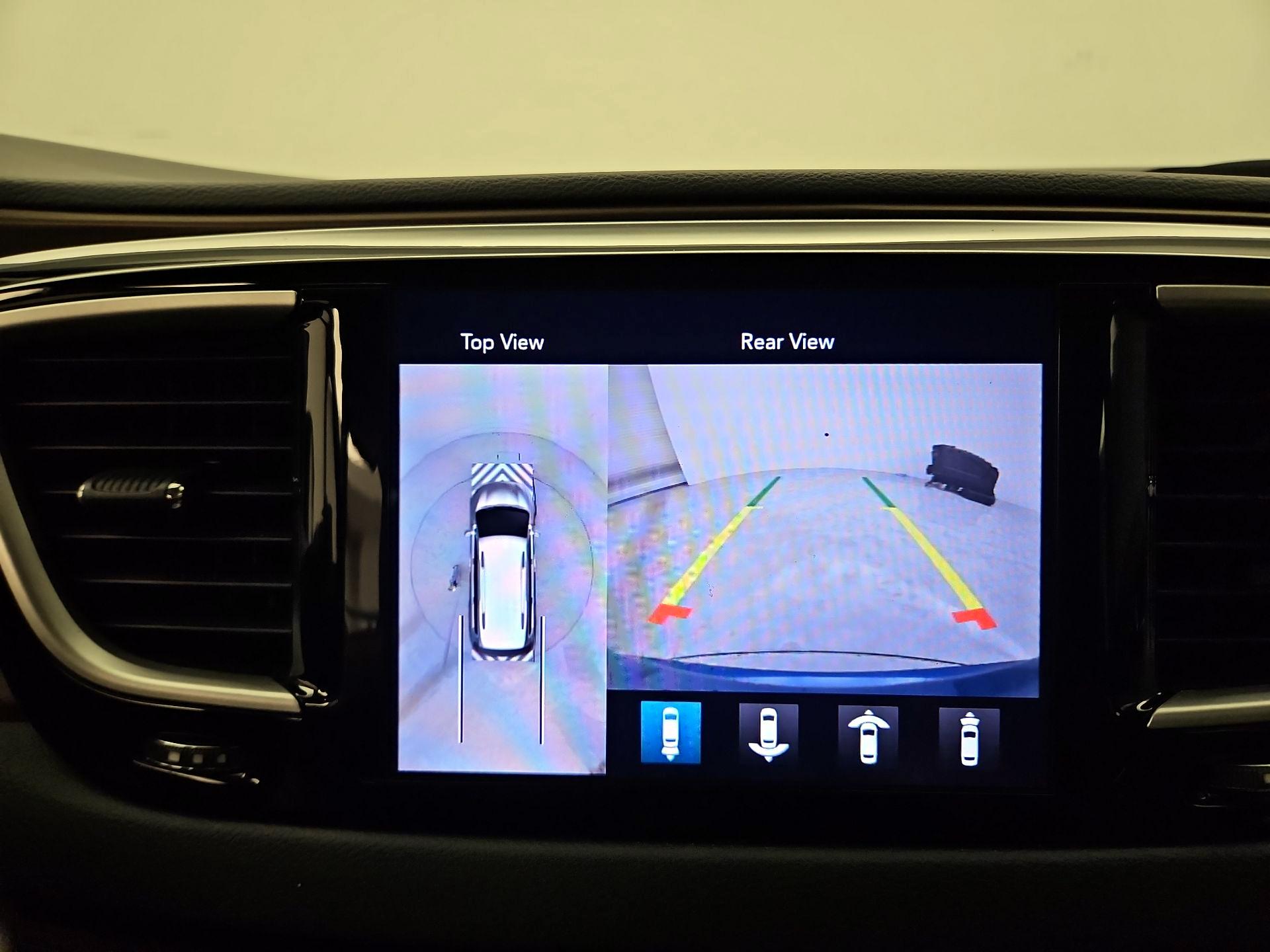 Thumbnail: 2019 Chrysler Pacifica - 15