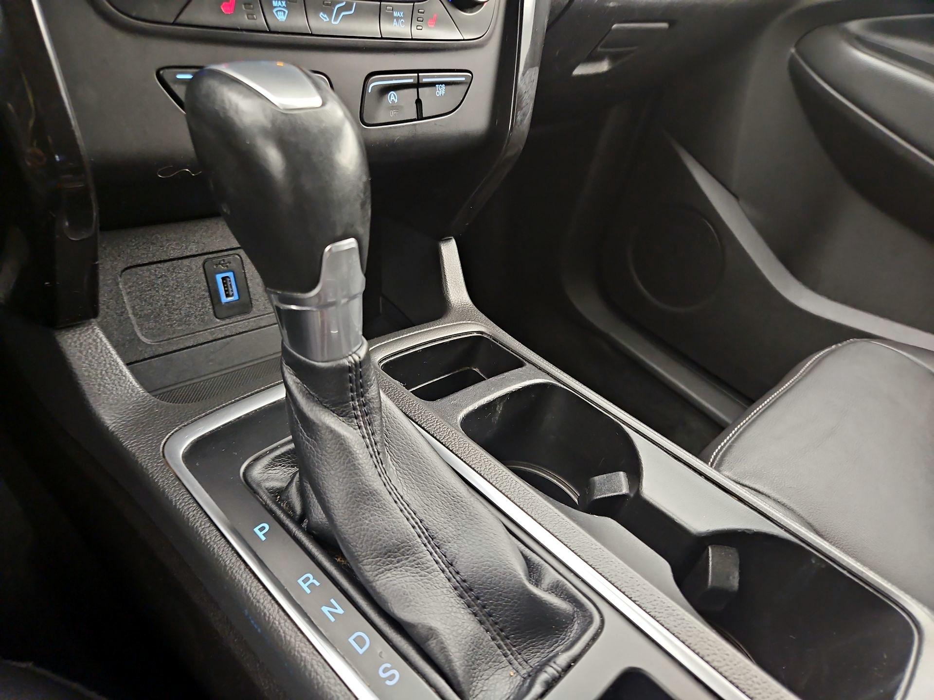 Thumbnail: 2017 Ford Escape - 18