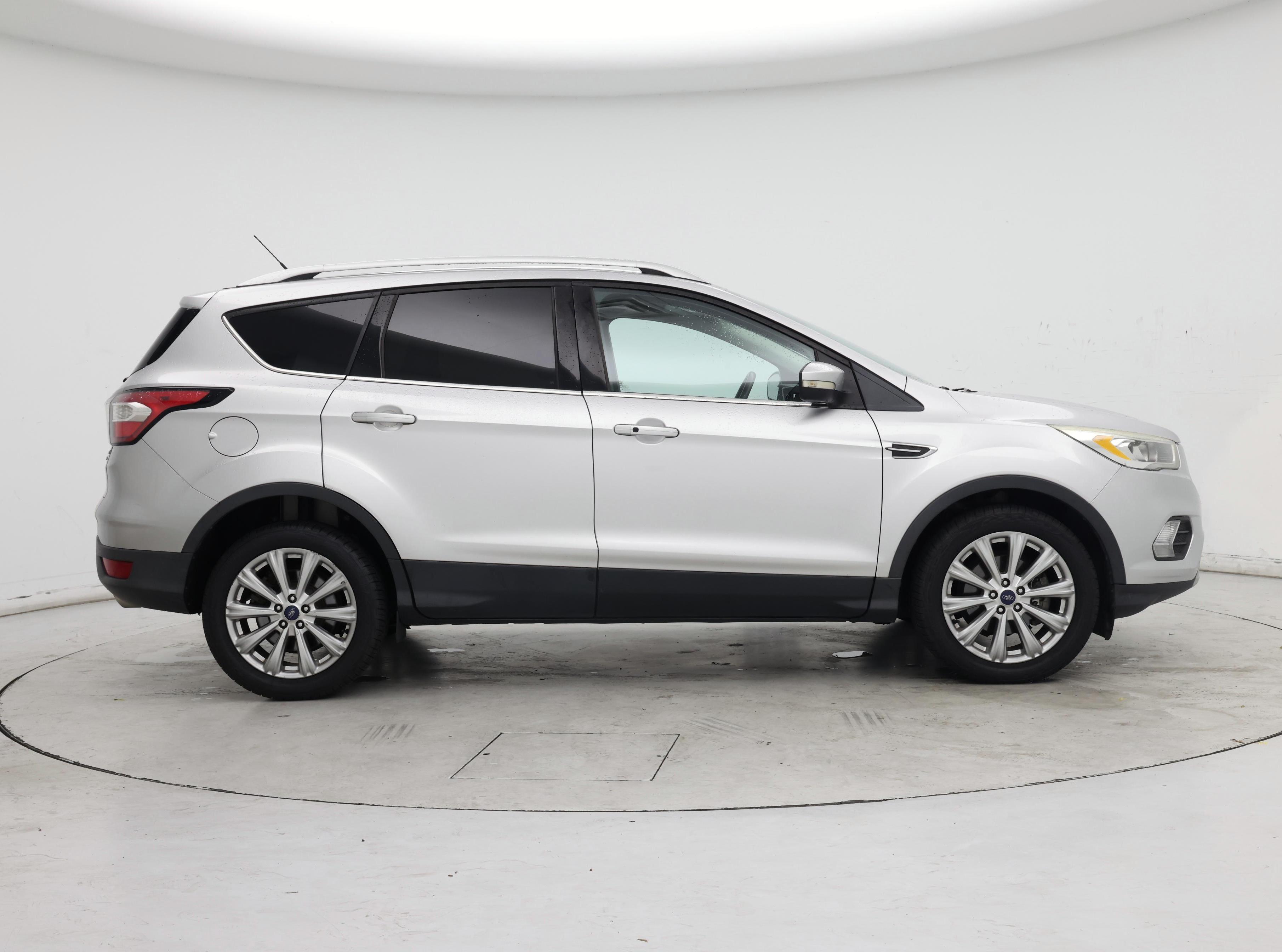 Thumbnail: 2017 Ford Escape - 7