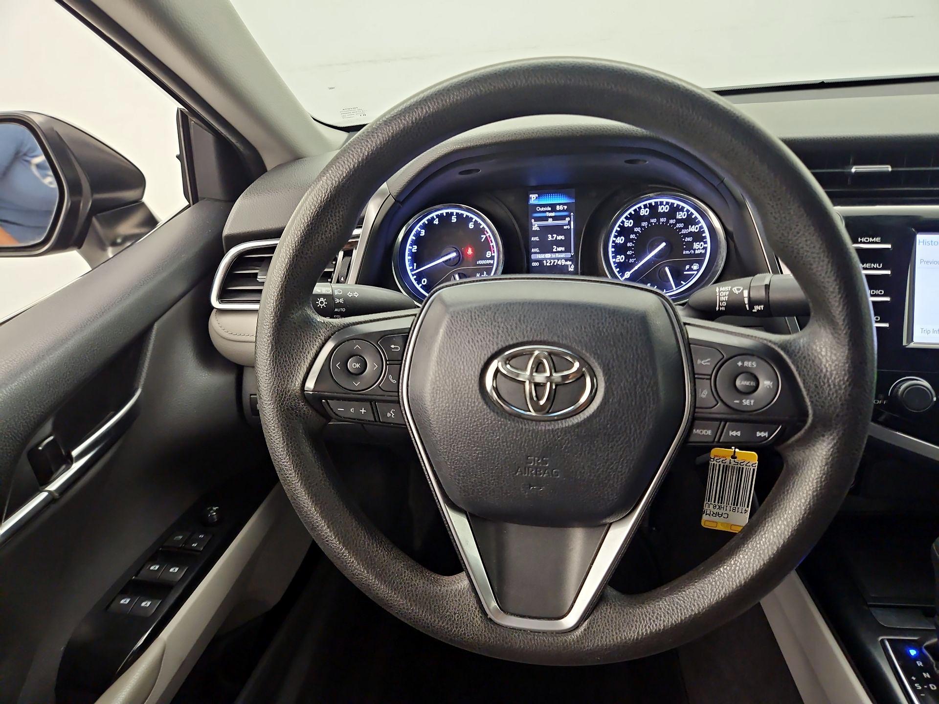 Thumbnail: 2018 Toyota Camry - 10