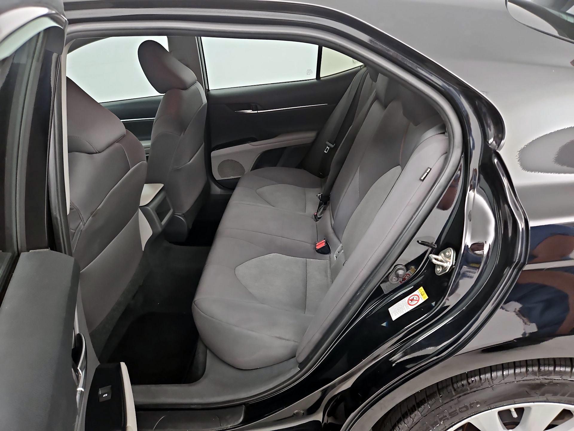 Thumbnail: 2018 Toyota Camry - 19