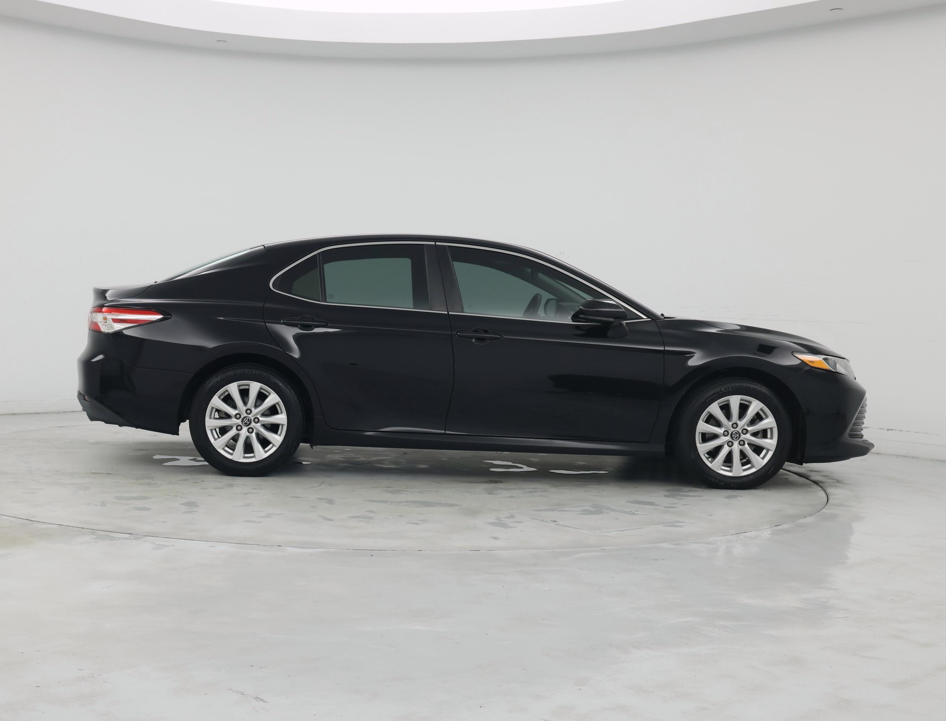 Thumbnail: 2018 Toyota Camry - 7