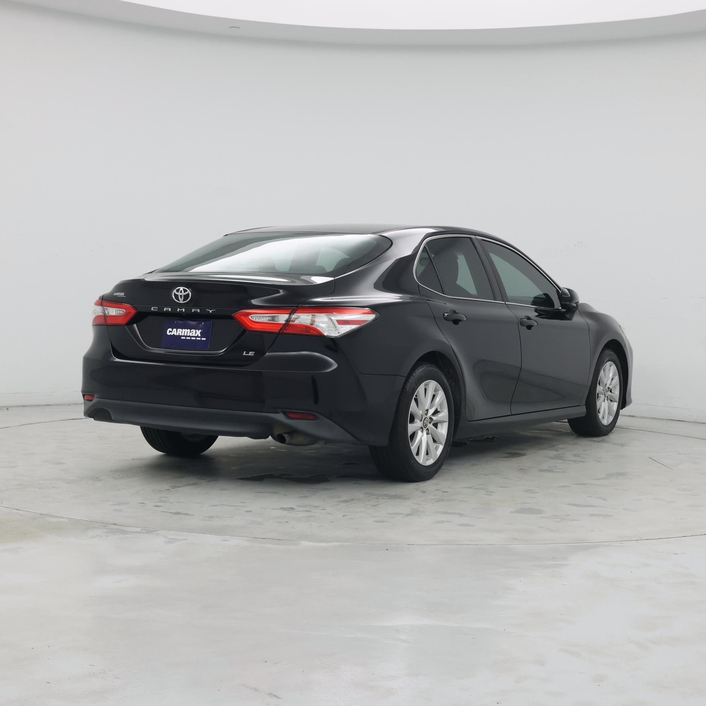 Thumbnail: 2018 Toyota Camry - 8