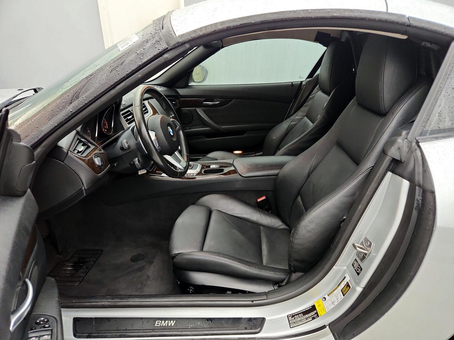 Thumbnail: 2013 BMW Z4 - 11