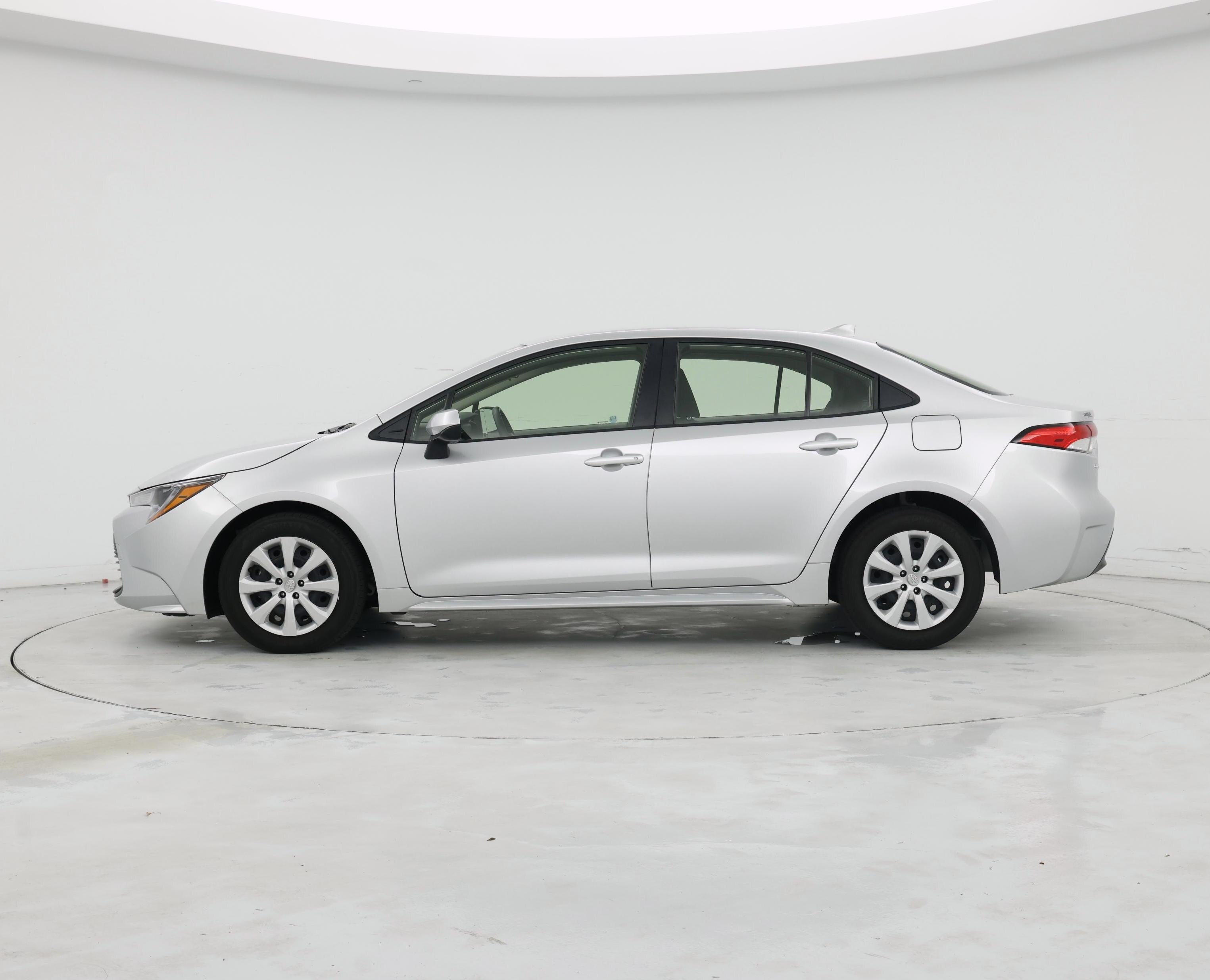 Thumbnail: 2023 Toyota Corolla - 3