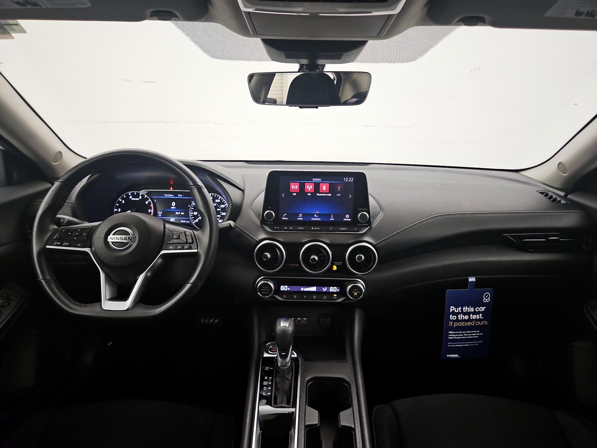 Thumbnail: 2020 Nissan Sentra - 9