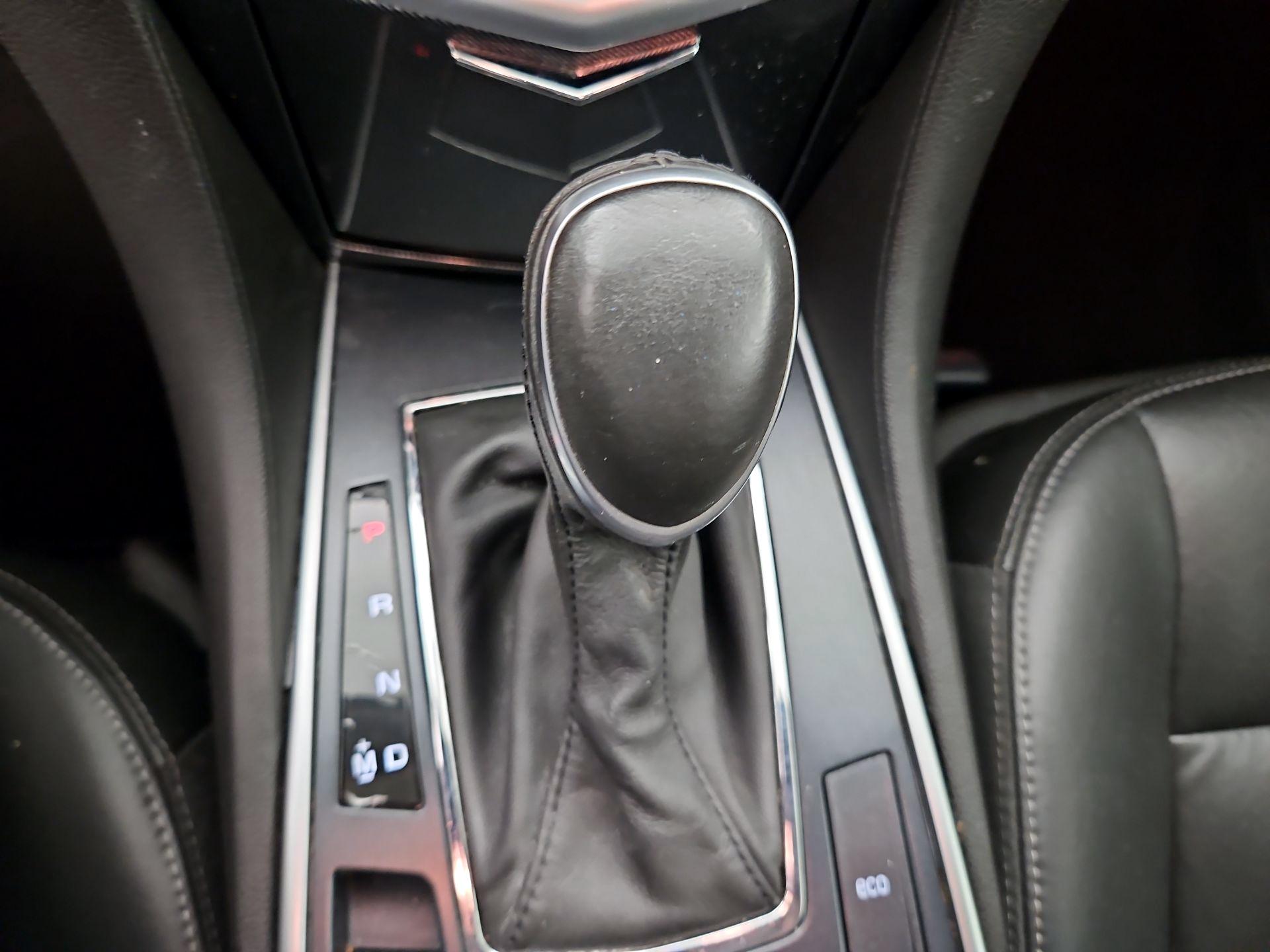 Thumbnail: 2016 Cadillac SRX - 16