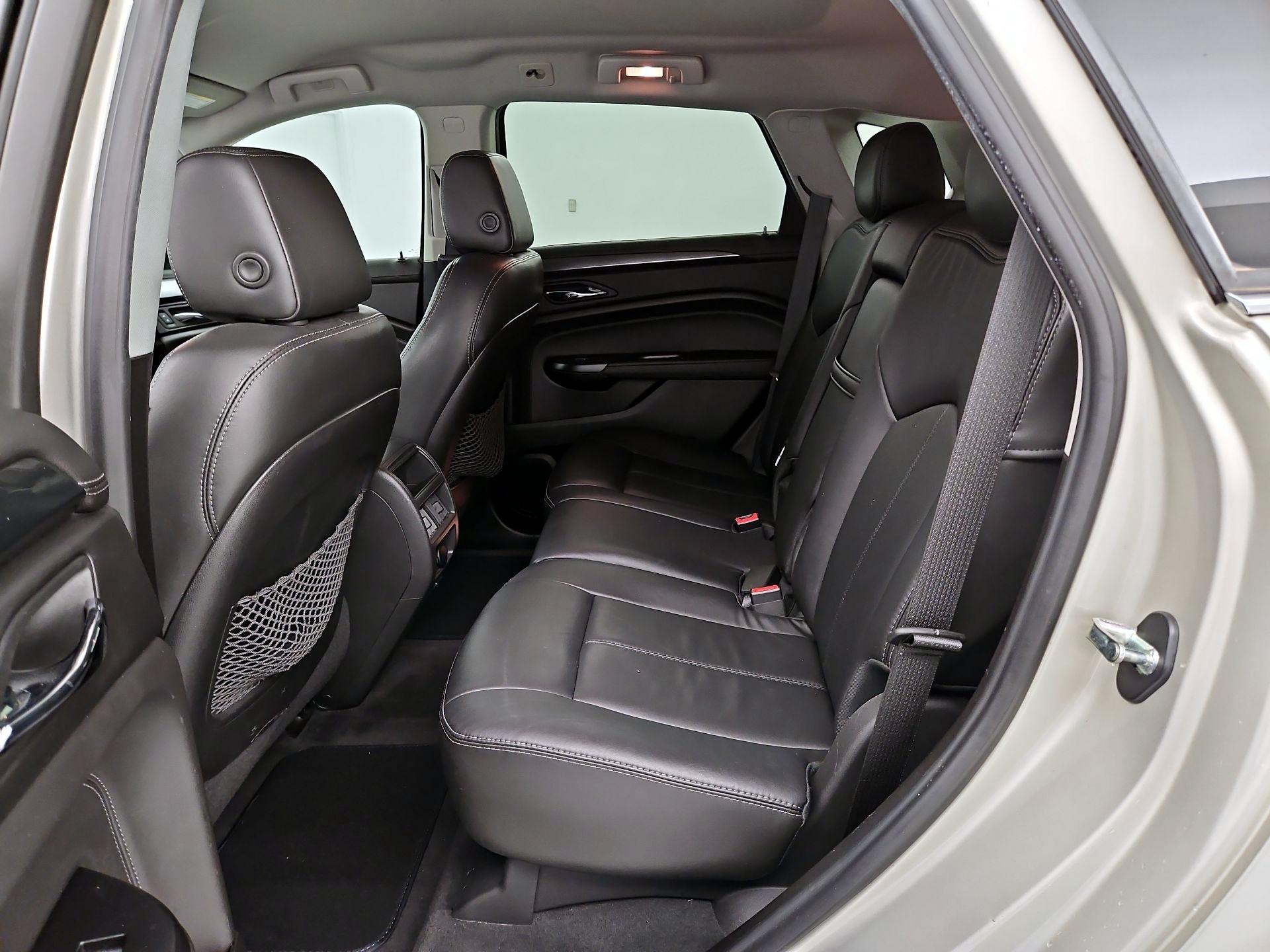 Thumbnail: 2016 Cadillac SRX - 18