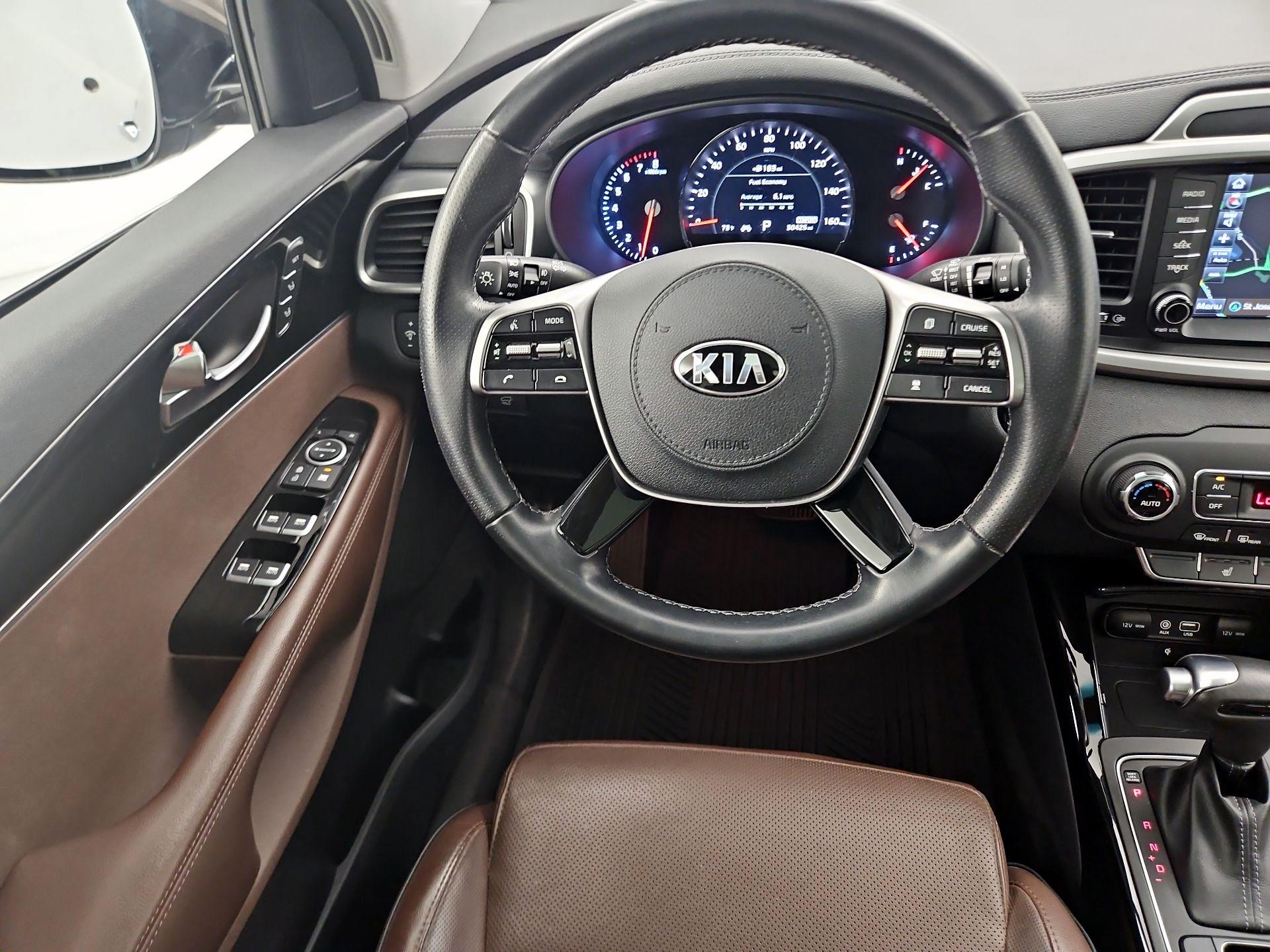 Thumbnail: 2019 Kia Sorento - 10