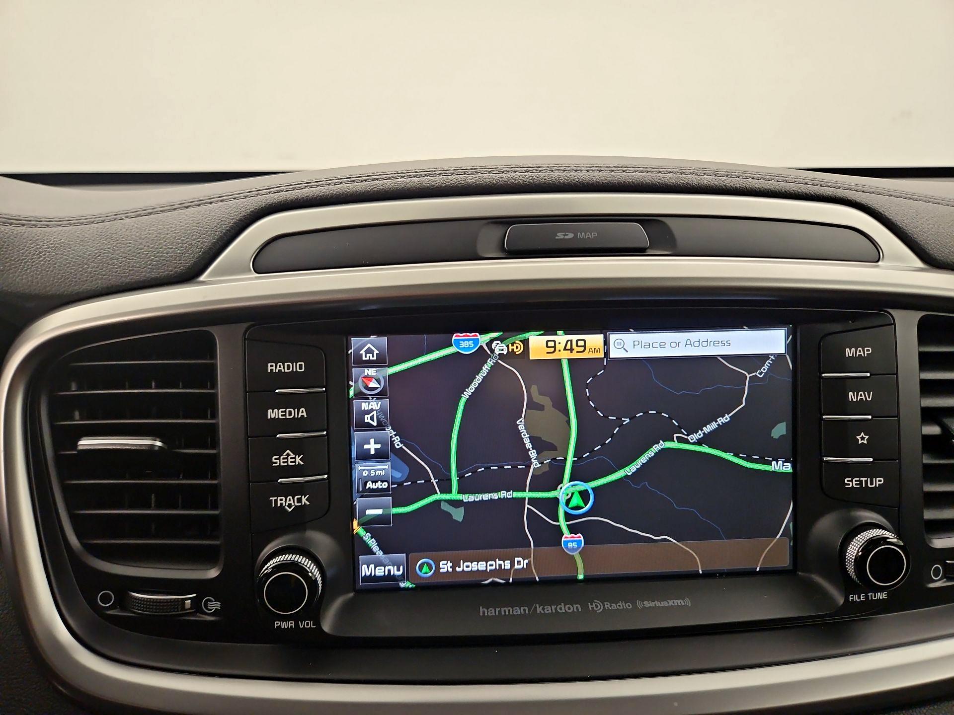 Thumbnail: 2019 Kia Sorento - 14