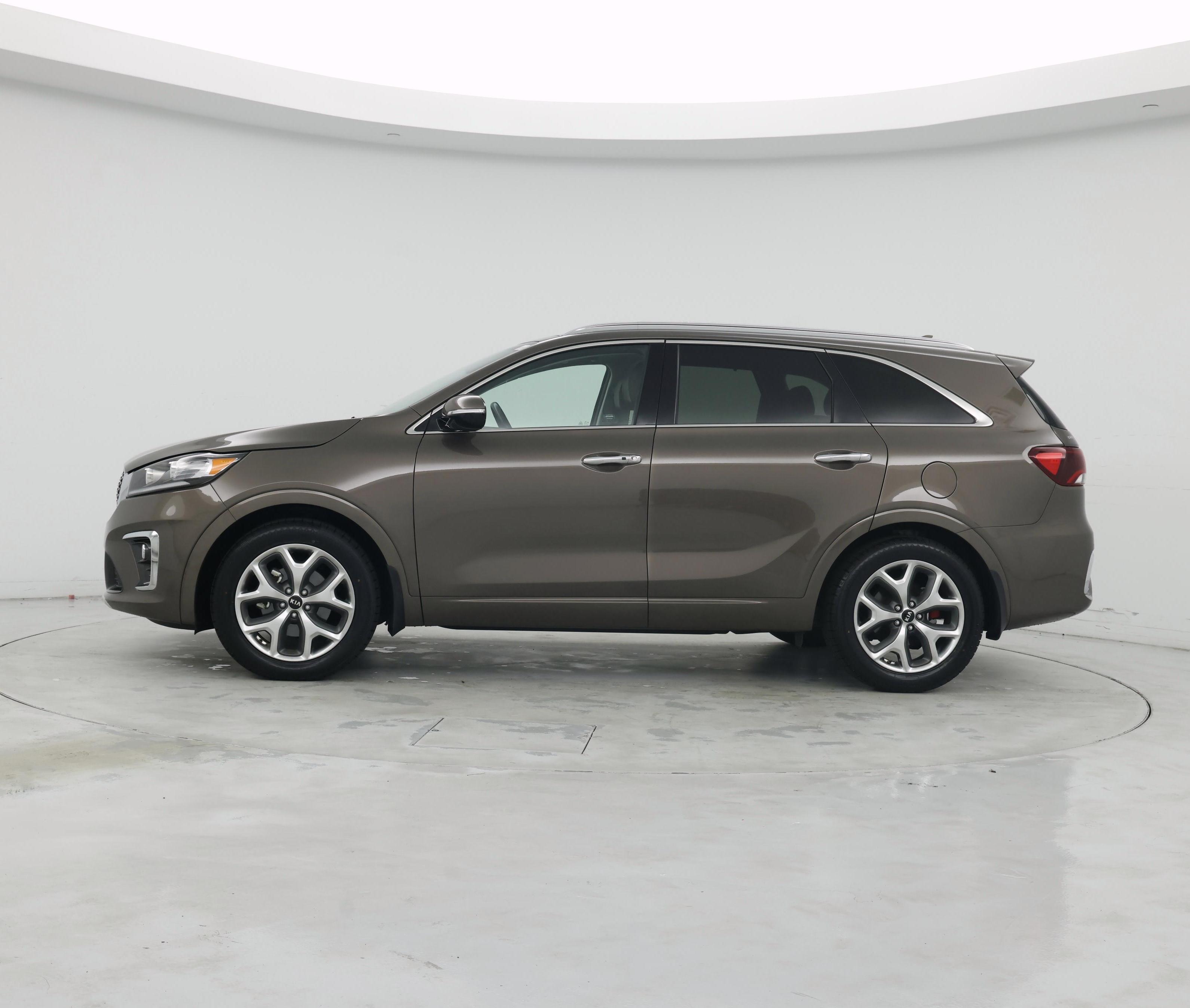 Thumbnail: 2019 Kia Sorento - 3