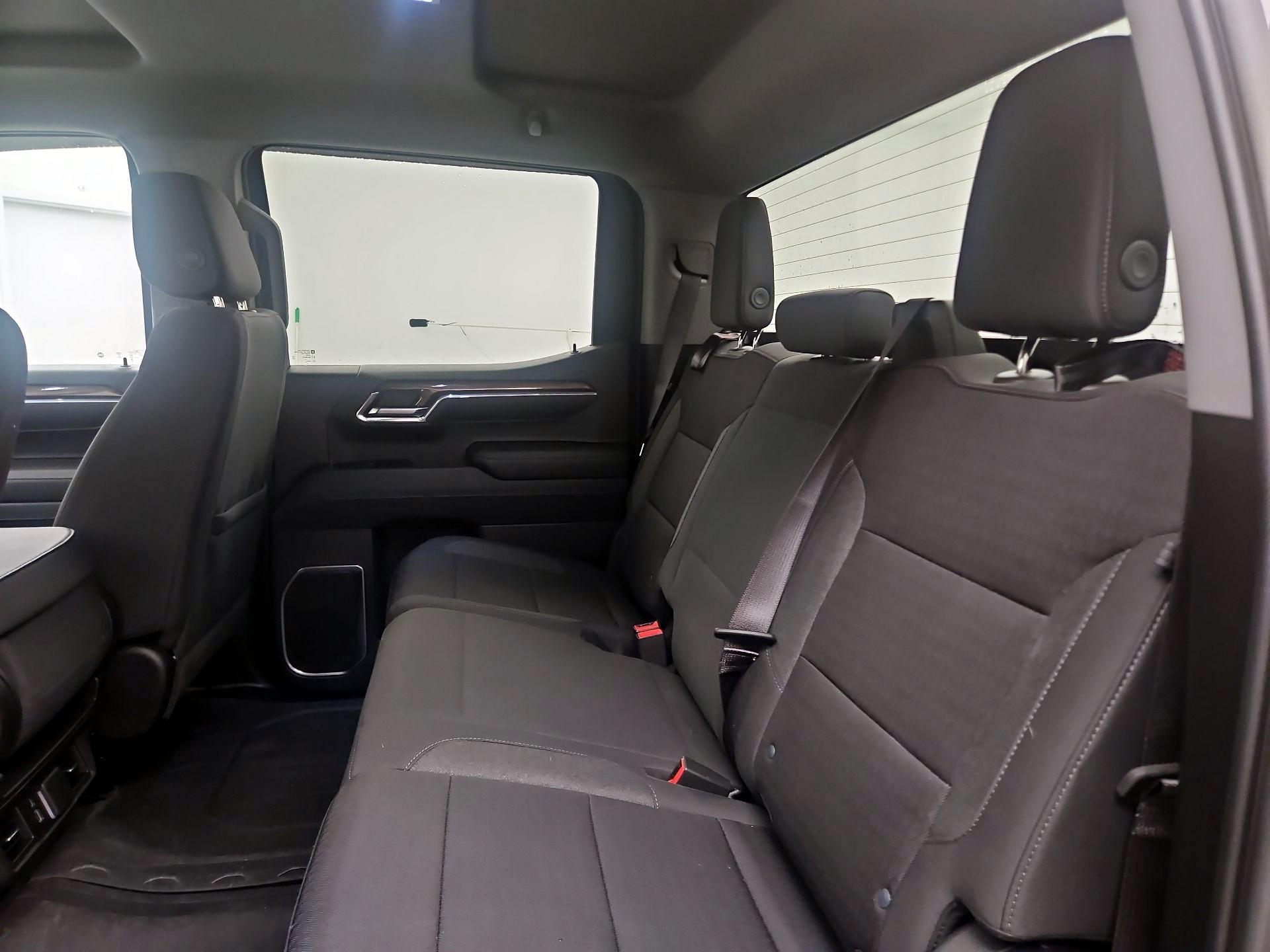 Thumbnail: 2023 Chevrolet Silverado 1500 - 20