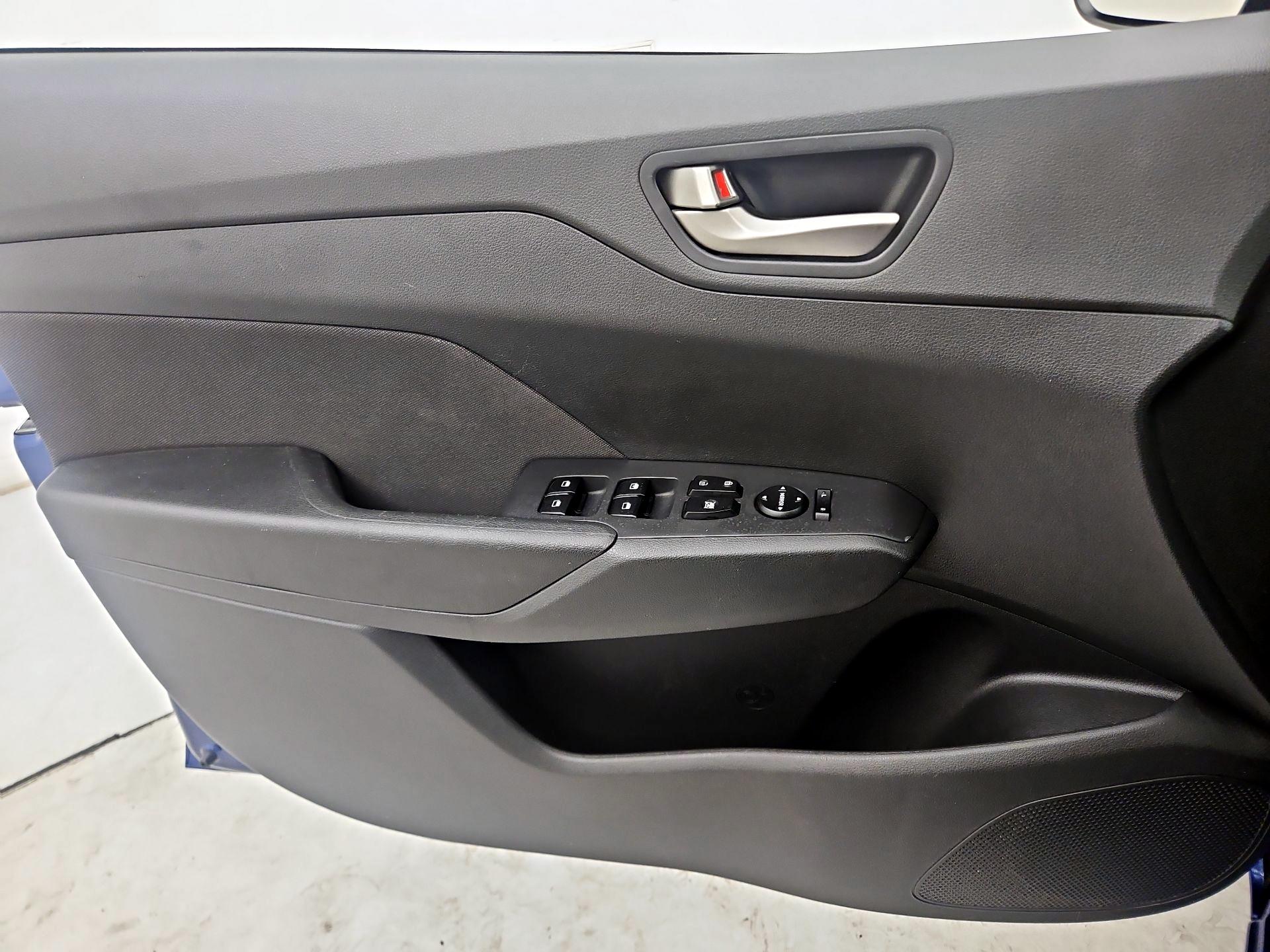 Thumbnail: 2021 Hyundai Accent - 12